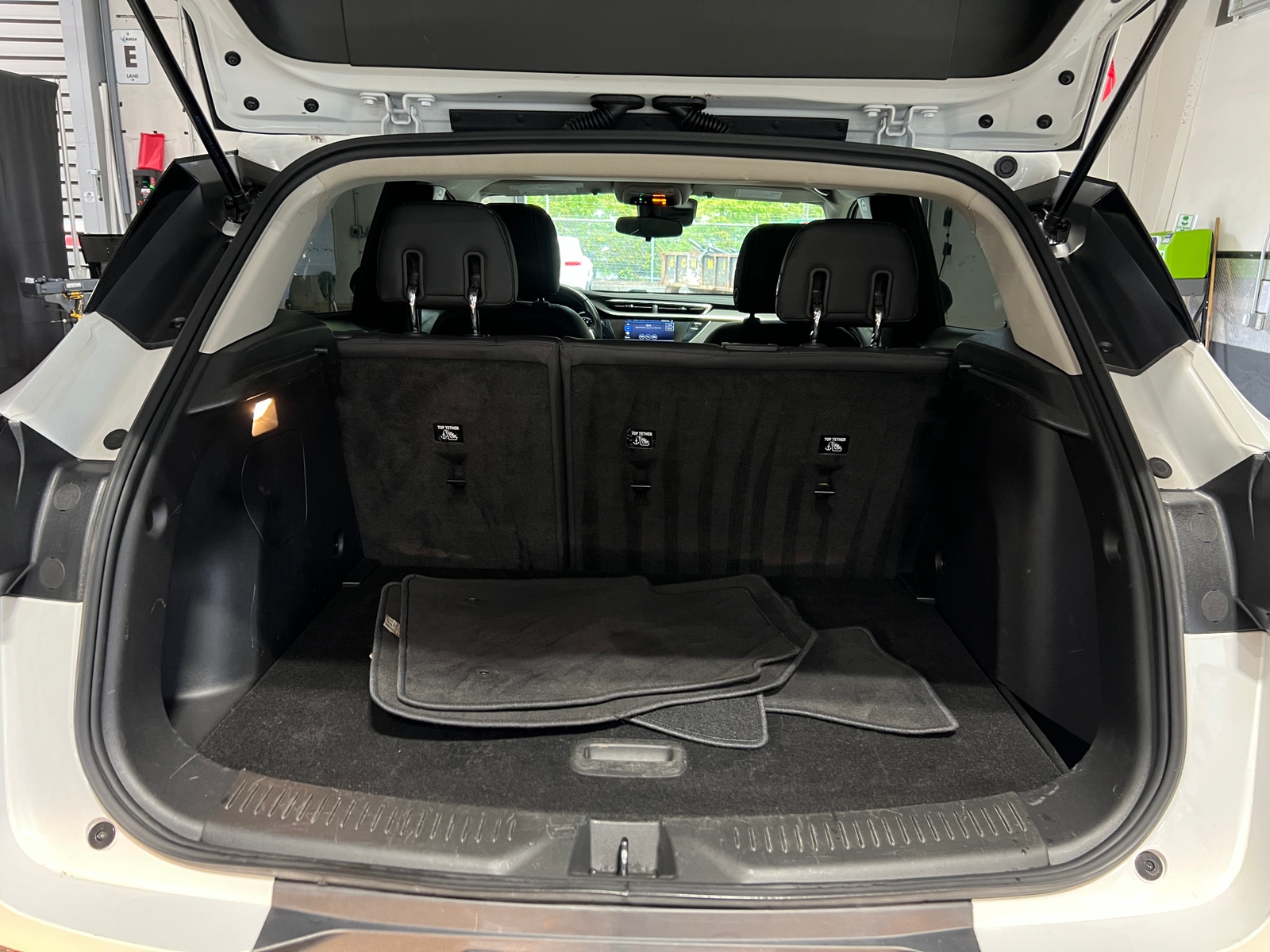 Thumbnail: 2023 Buick Encore GX - 6