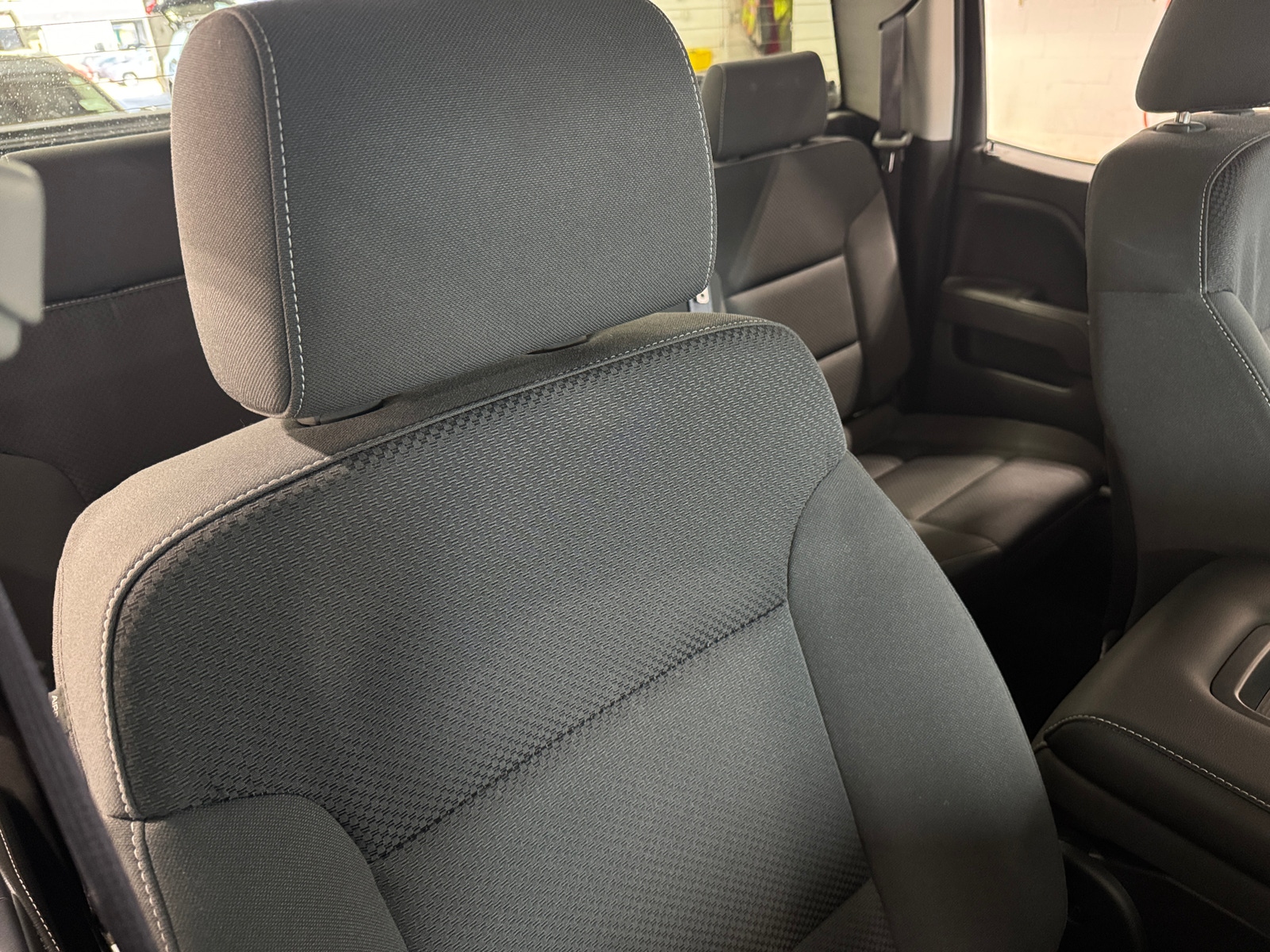 Thumbnail: 2015 Chevrolet Silverado 1500 - 2