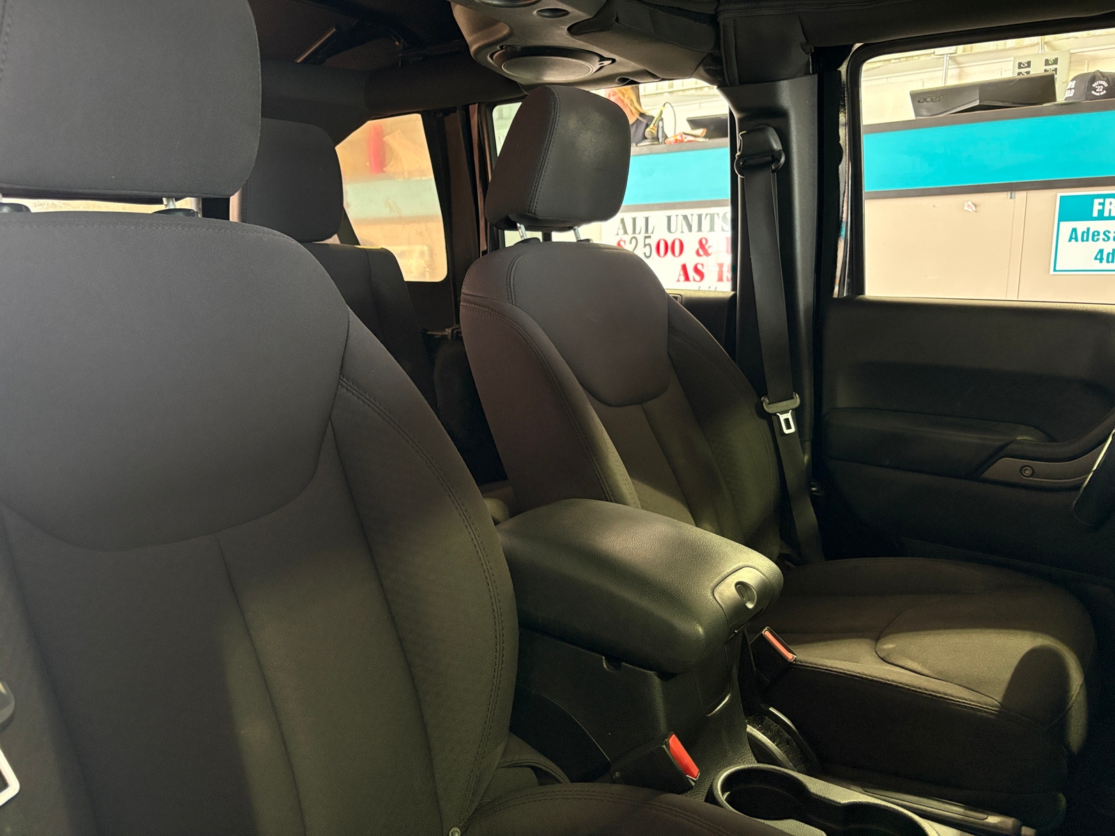Thumbnail: 2014 Jeep Wrangler - 2