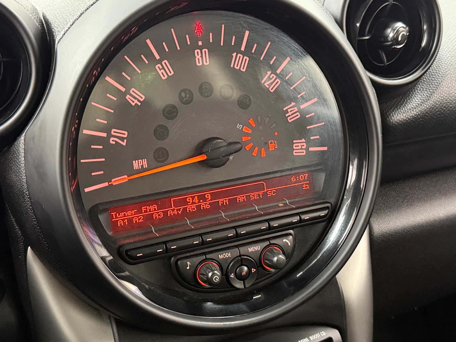 Thumbnail: 2015 MINI Cooper Countryman - 3