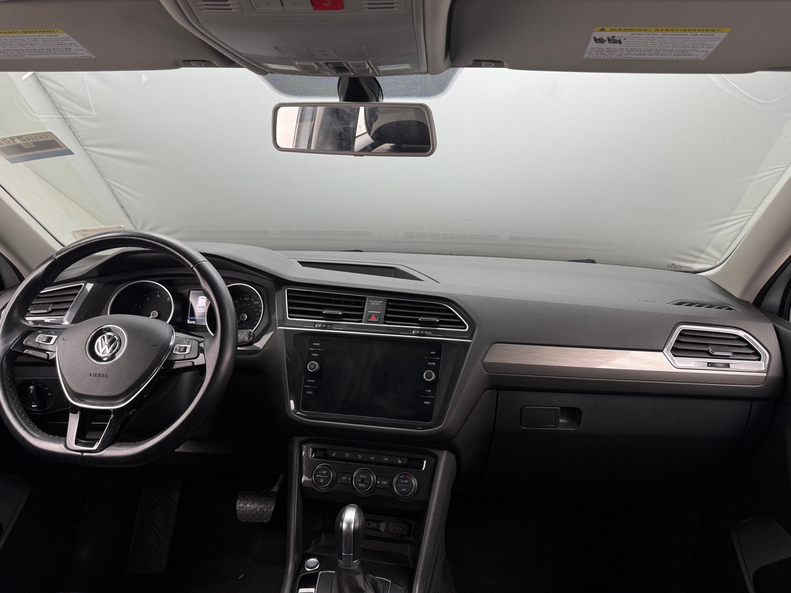 Thumbnail: 2018 Volkswagen Tiguan - 2