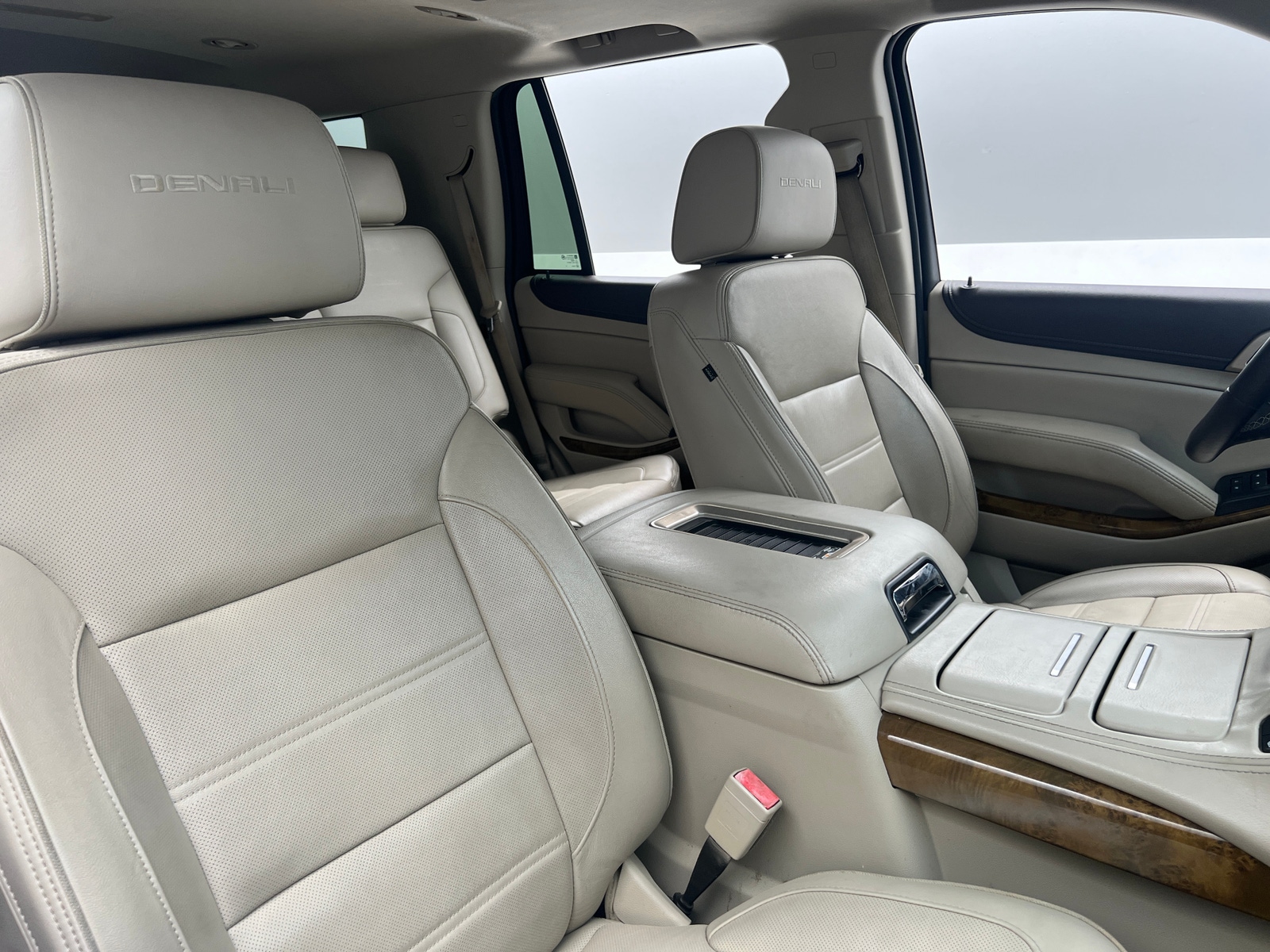 Thumbnail: 2017 GMC Yukon - 2