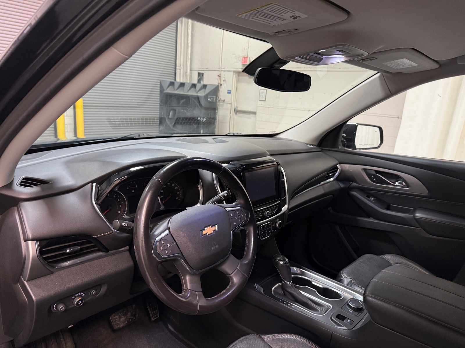 Thumbnail: 2019 Chevrolet Traverse - 3