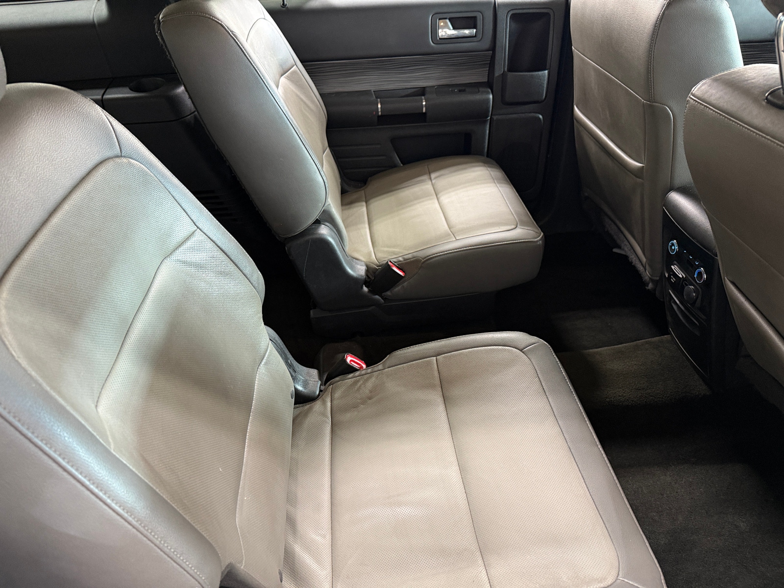 Thumbnail: 2017 Ford Flex - 5