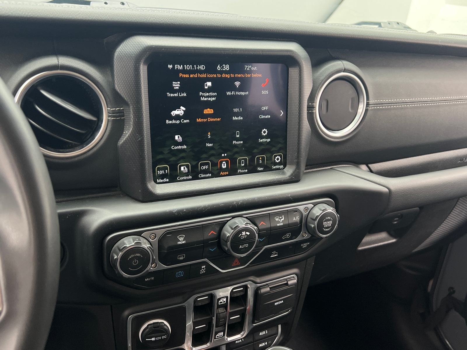 Thumbnail: 2023 Jeep Wrangler - 3