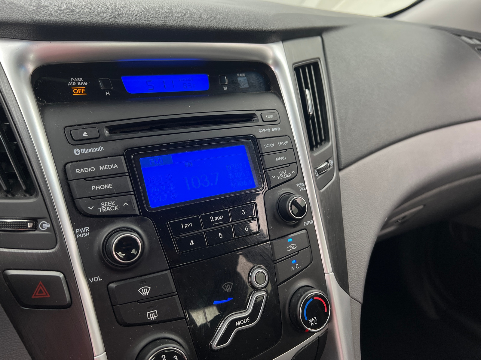 Thumbnail: 2013 Hyundai Sonata - 4