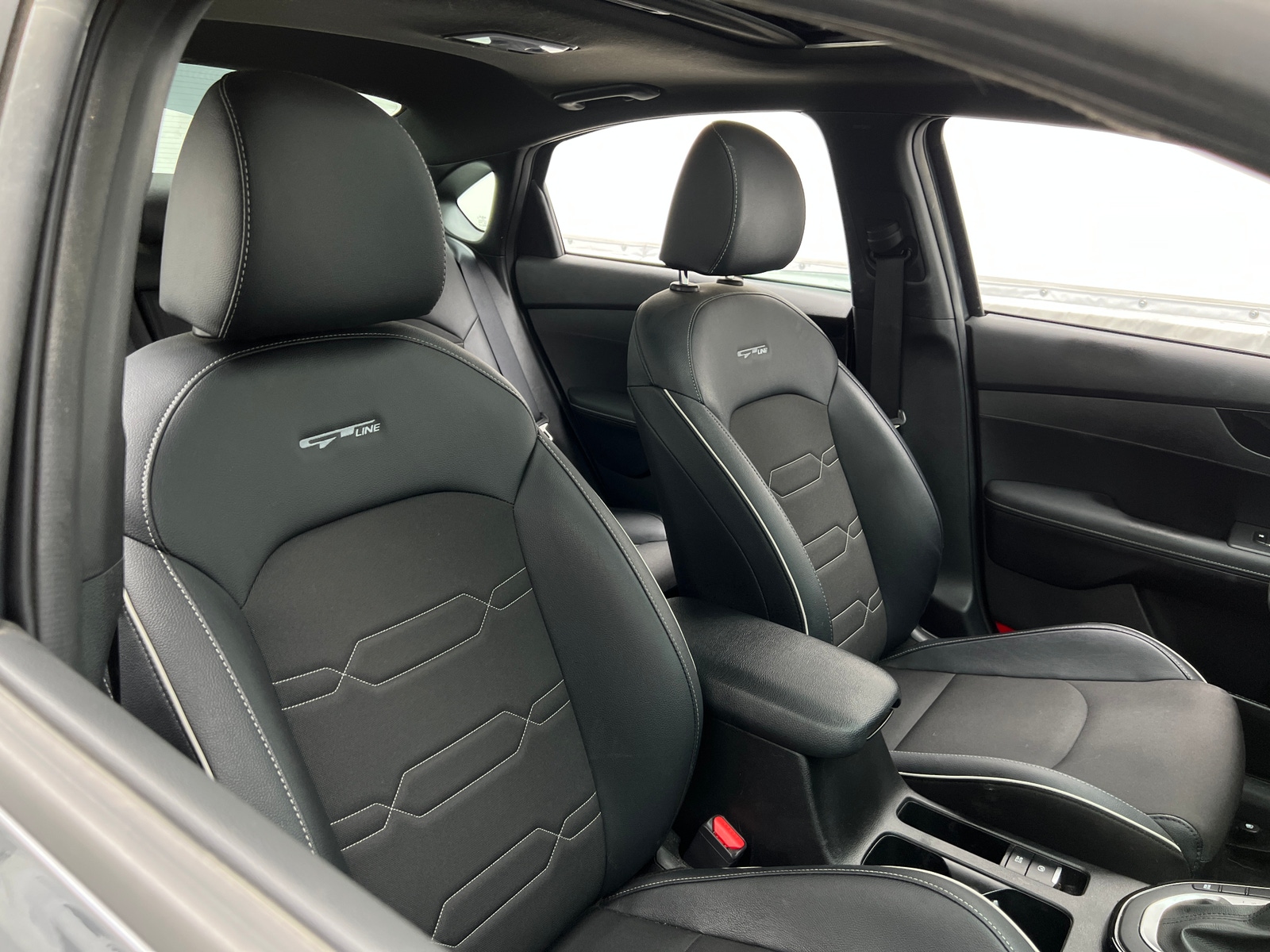 Thumbnail: 2023 Kia Forte - 2