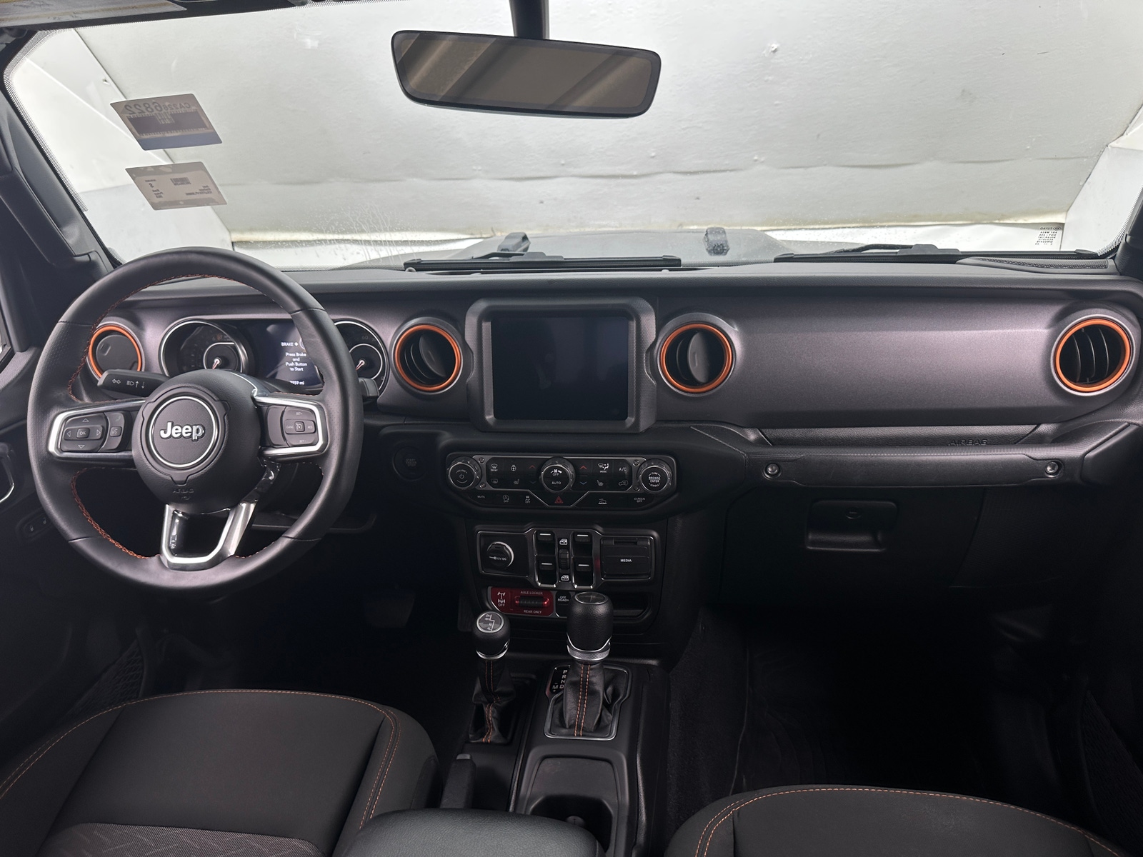 Thumbnail: 2023 Jeep Gladiator - 3