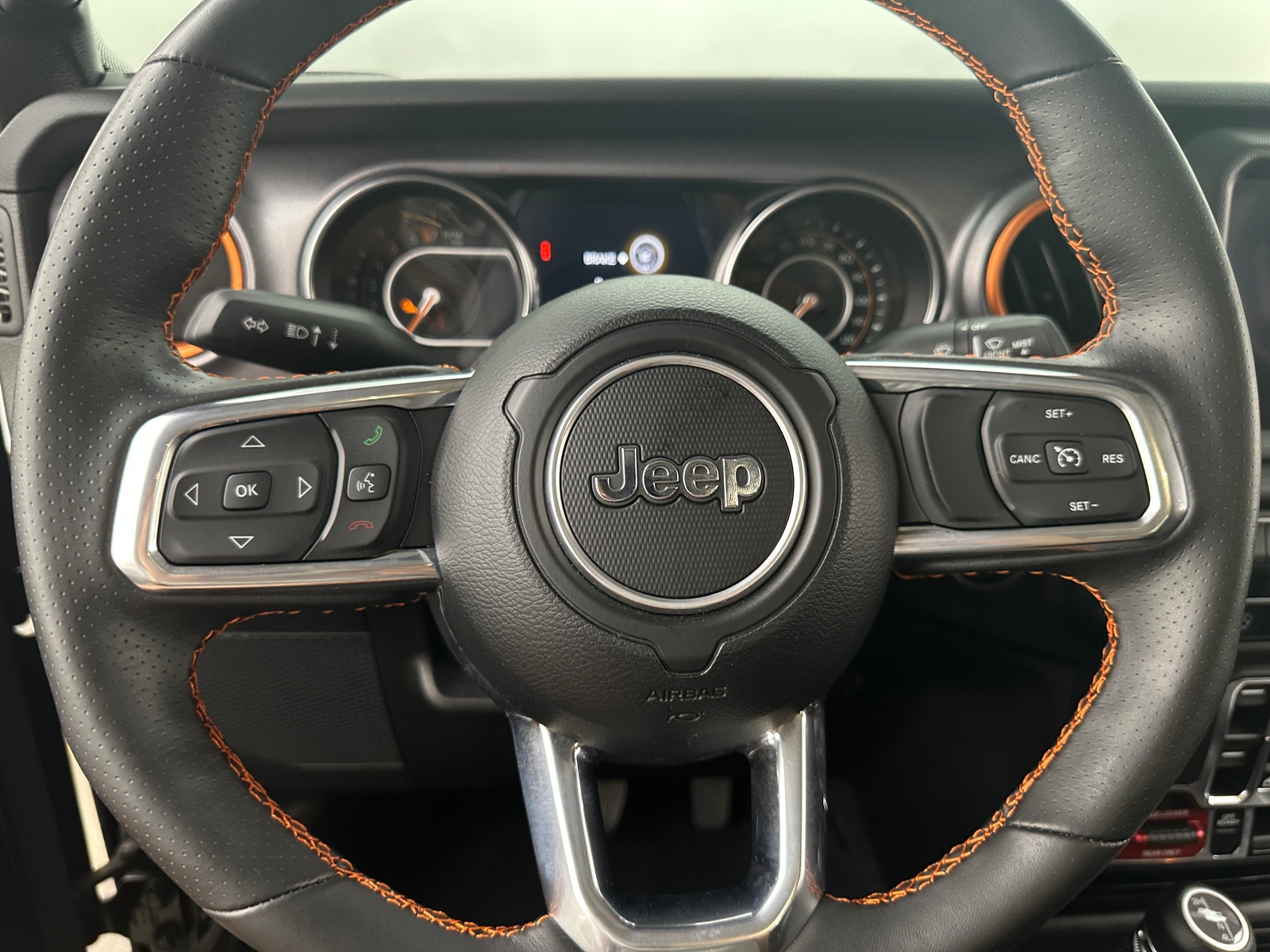 Thumbnail: 2023 Jeep Gladiator - 5