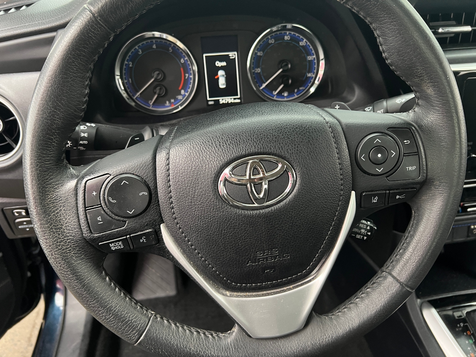 Thumbnail: 2018 Toyota Corolla - 5