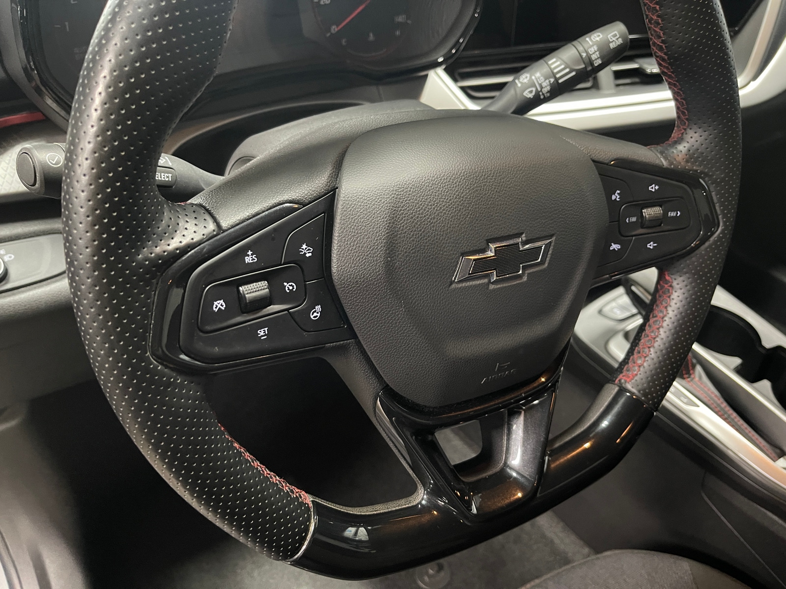 Thumbnail: 2024 Chevrolet Trax - 5