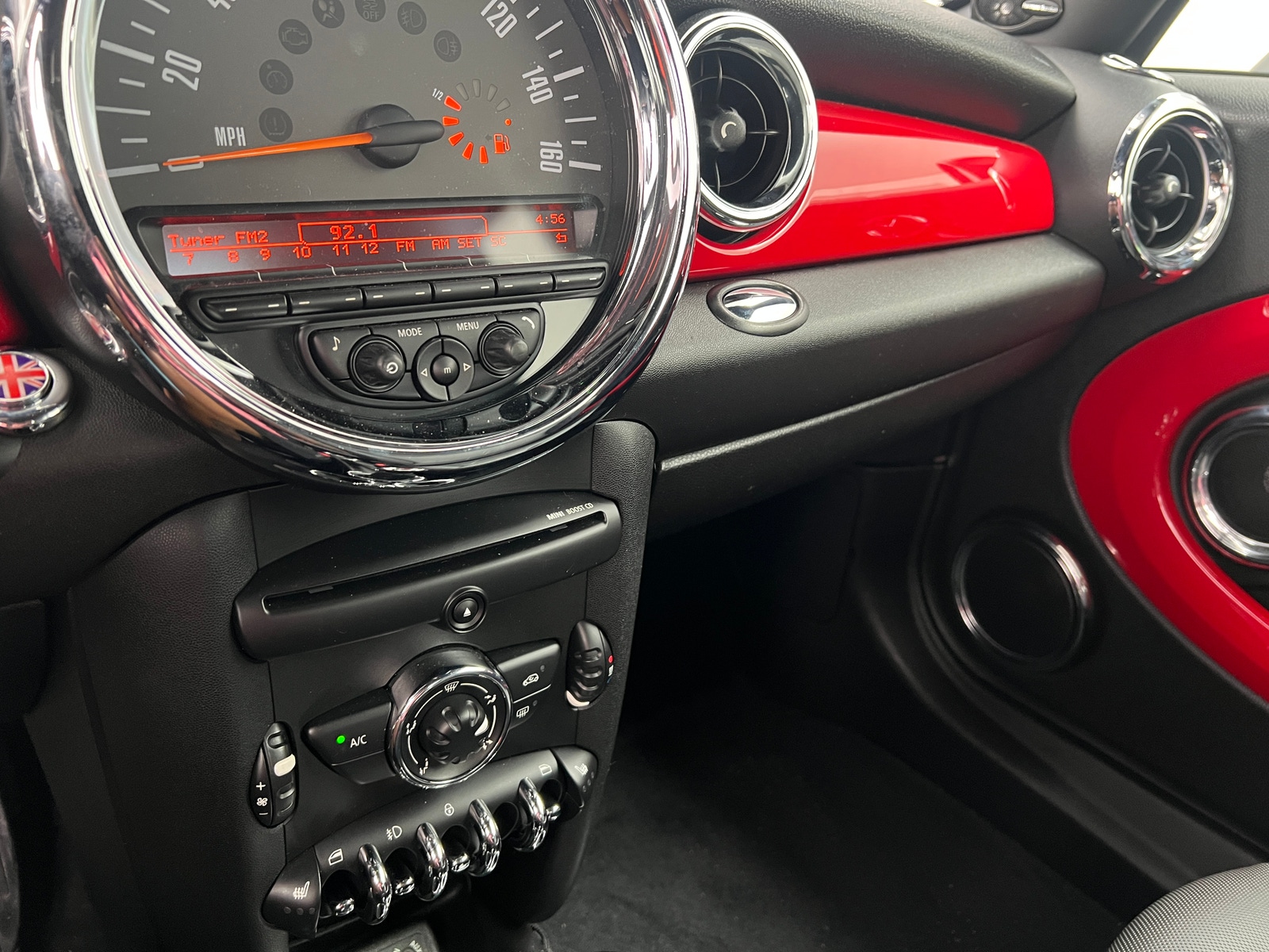Thumbnail: 2013 MINI Cooper Hardtop - 3