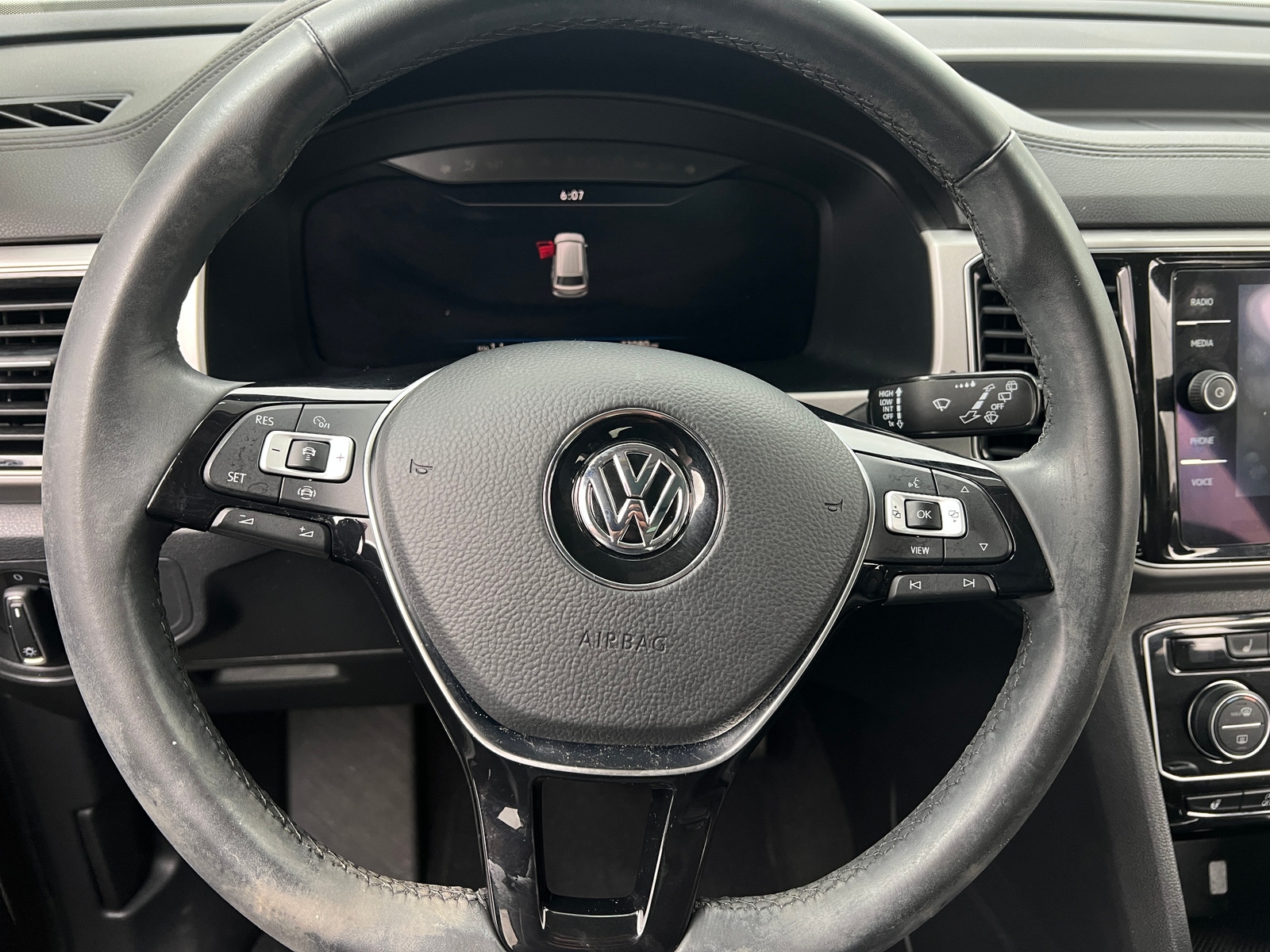 Thumbnail: 2019 Volkswagen Atlas - 4