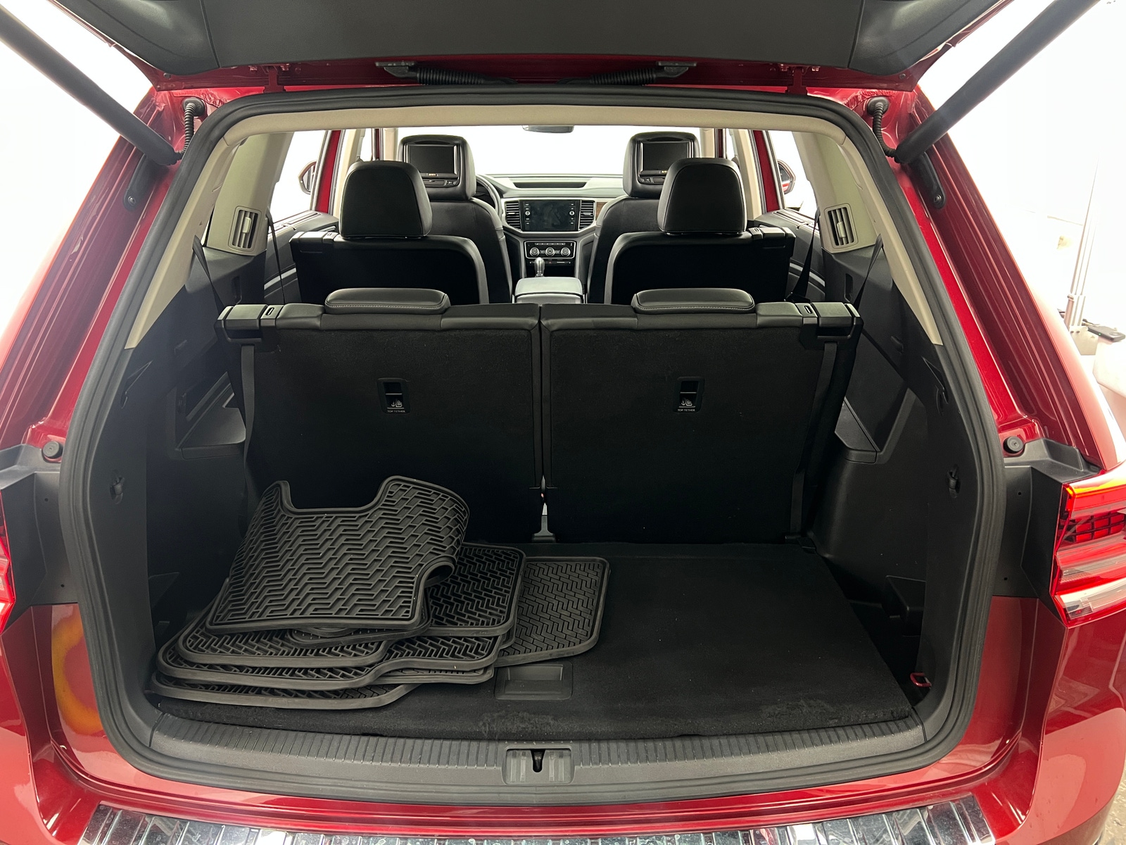 Thumbnail: 2019 Volkswagen Atlas - 6