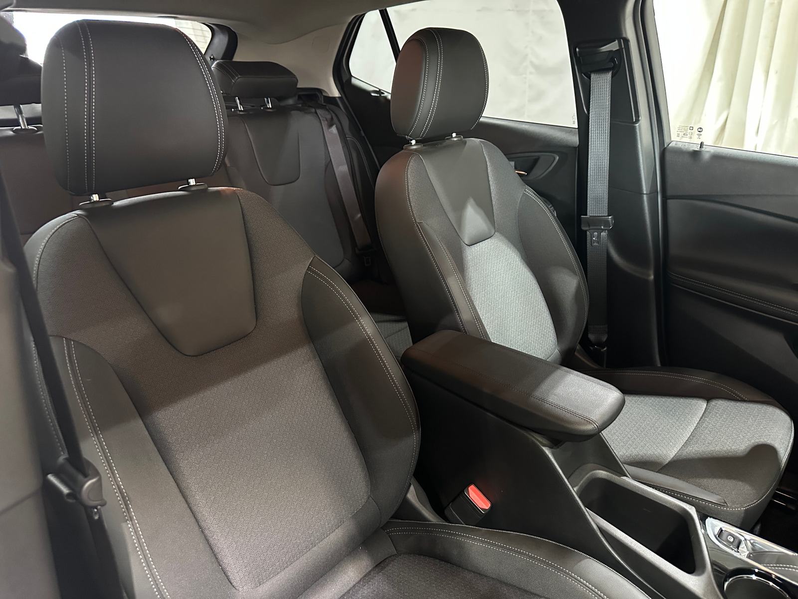 Thumbnail: 2025 Buick Encore GX - 2
