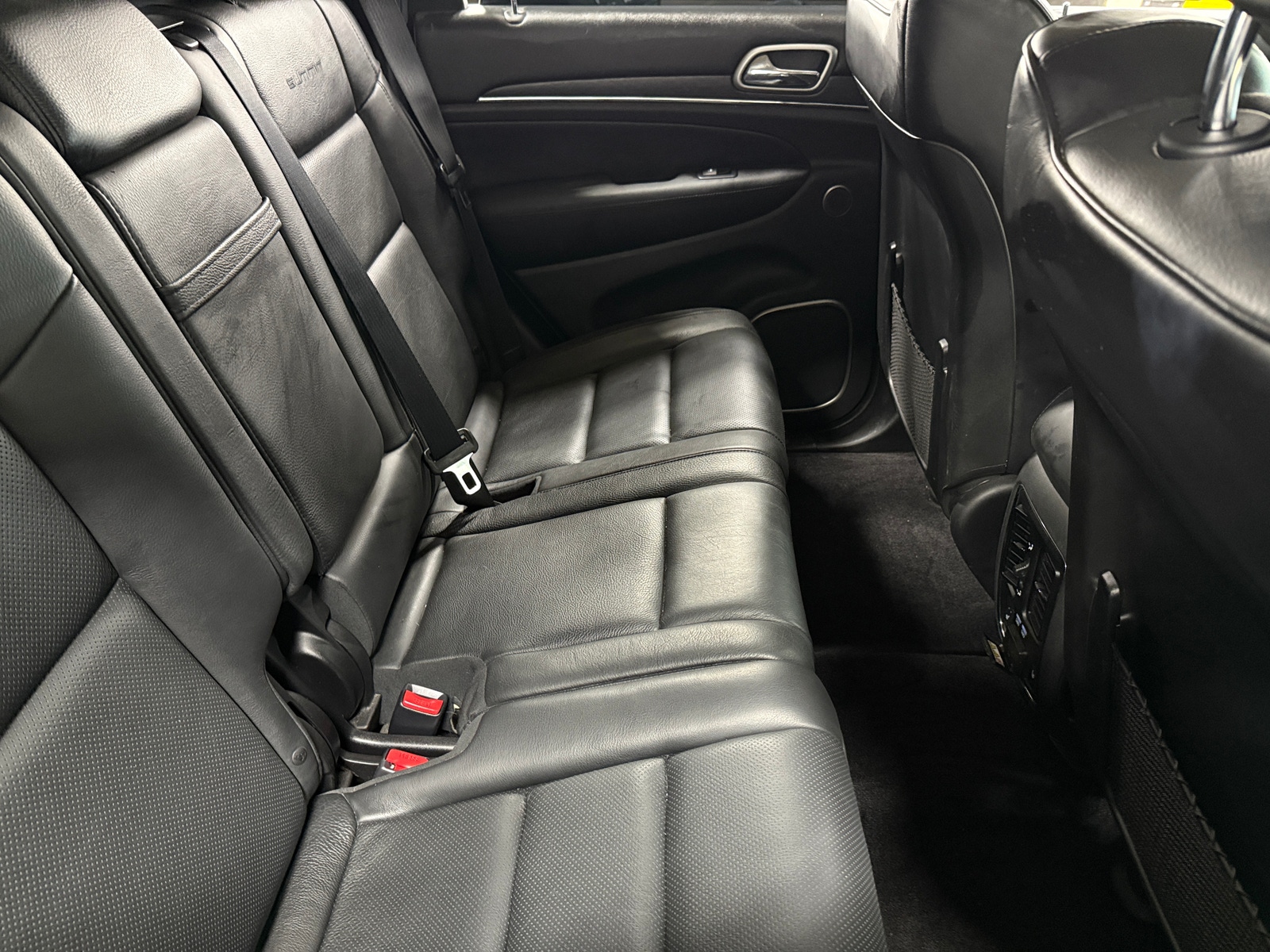 Thumbnail: 2017 Jeep Grand Cherokee - 5
