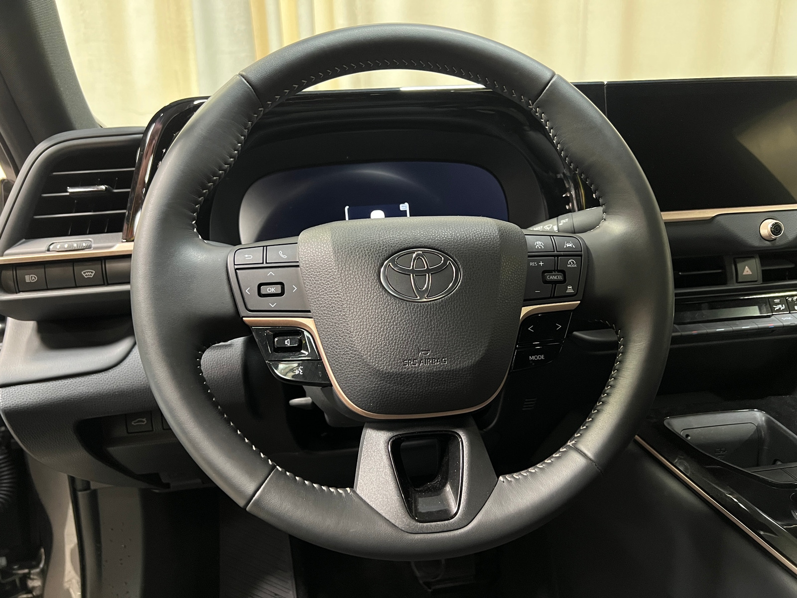 Thumbnail: 2024 Toyota Crown - 4