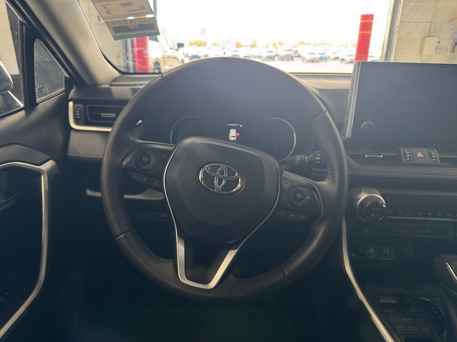 Thumbnail: 2025 Toyota RAV4 - 4