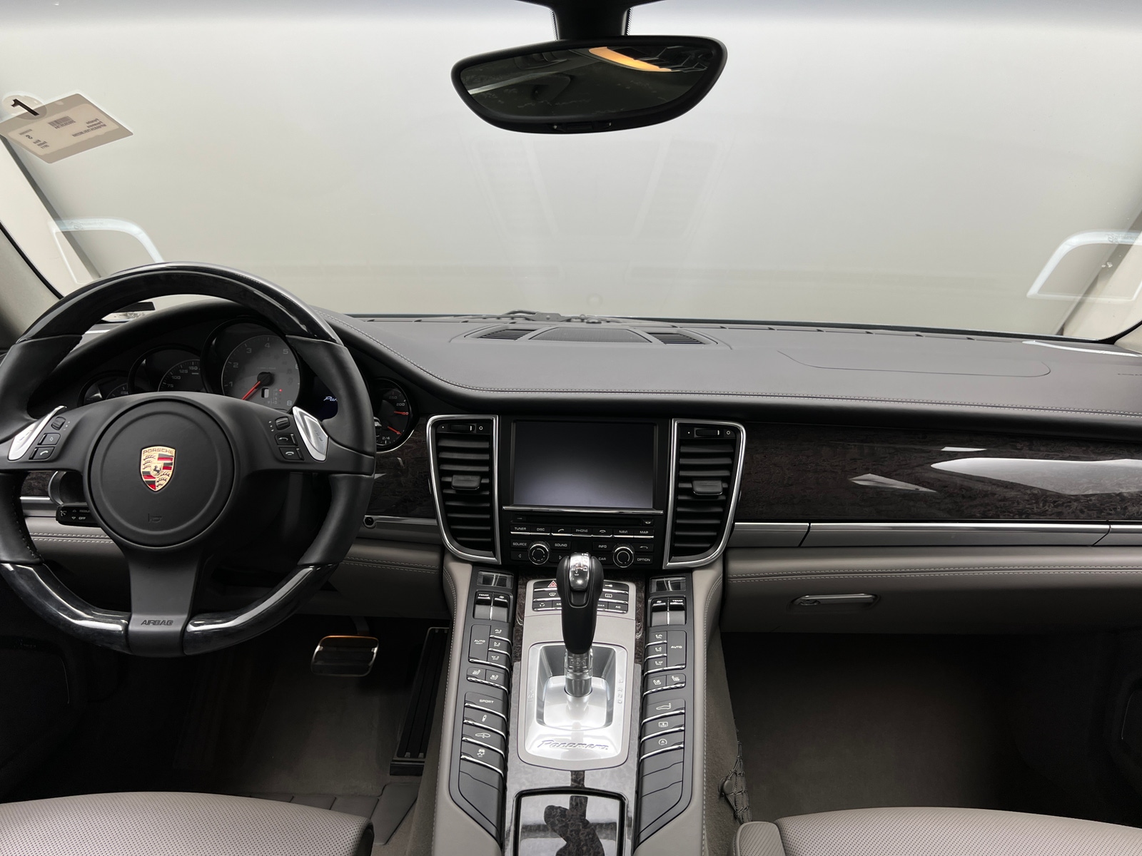 Thumbnail: 2011 Porsche Panamera - 2