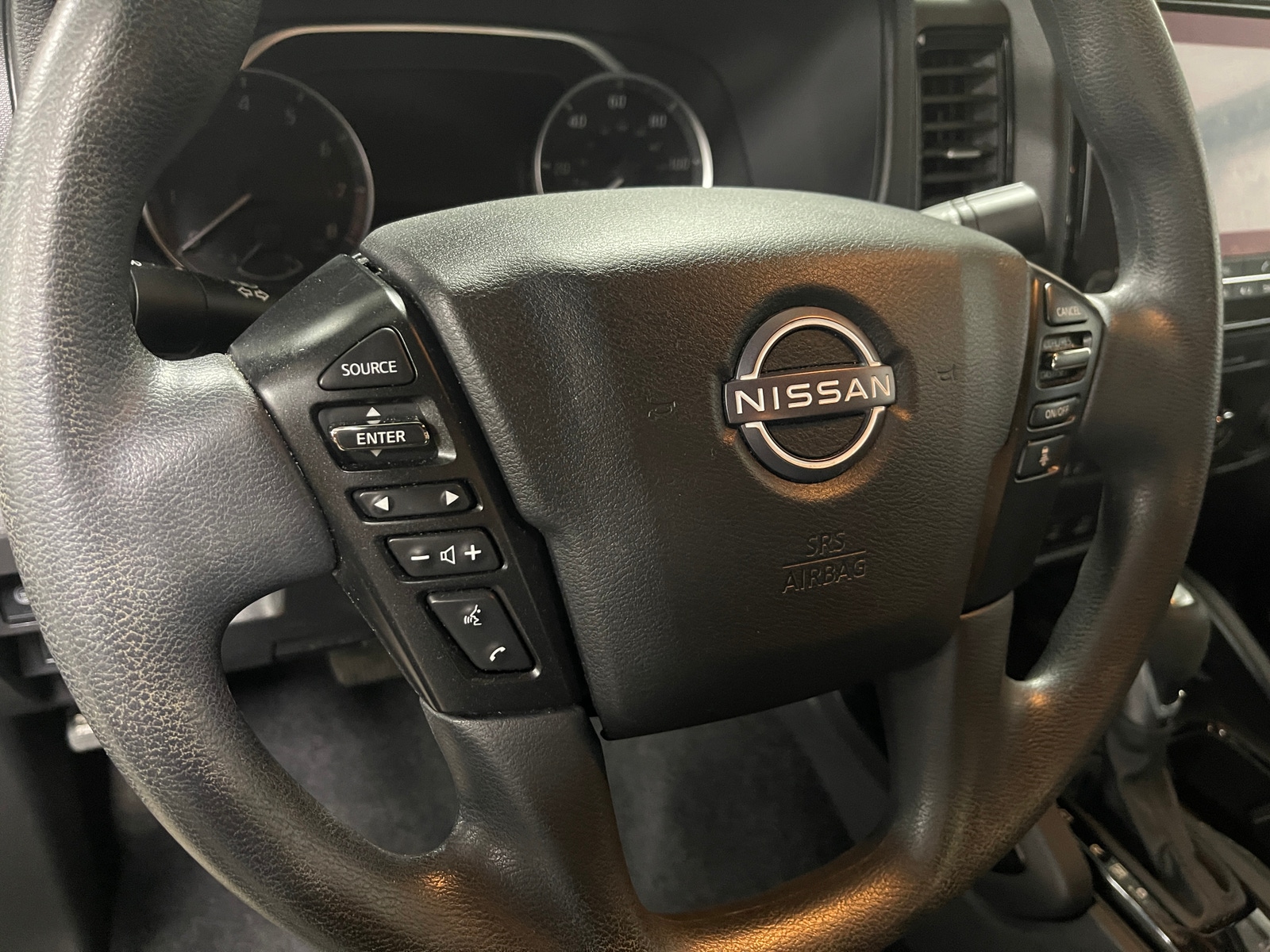 Thumbnail: 2023 Nissan Frontier - 5