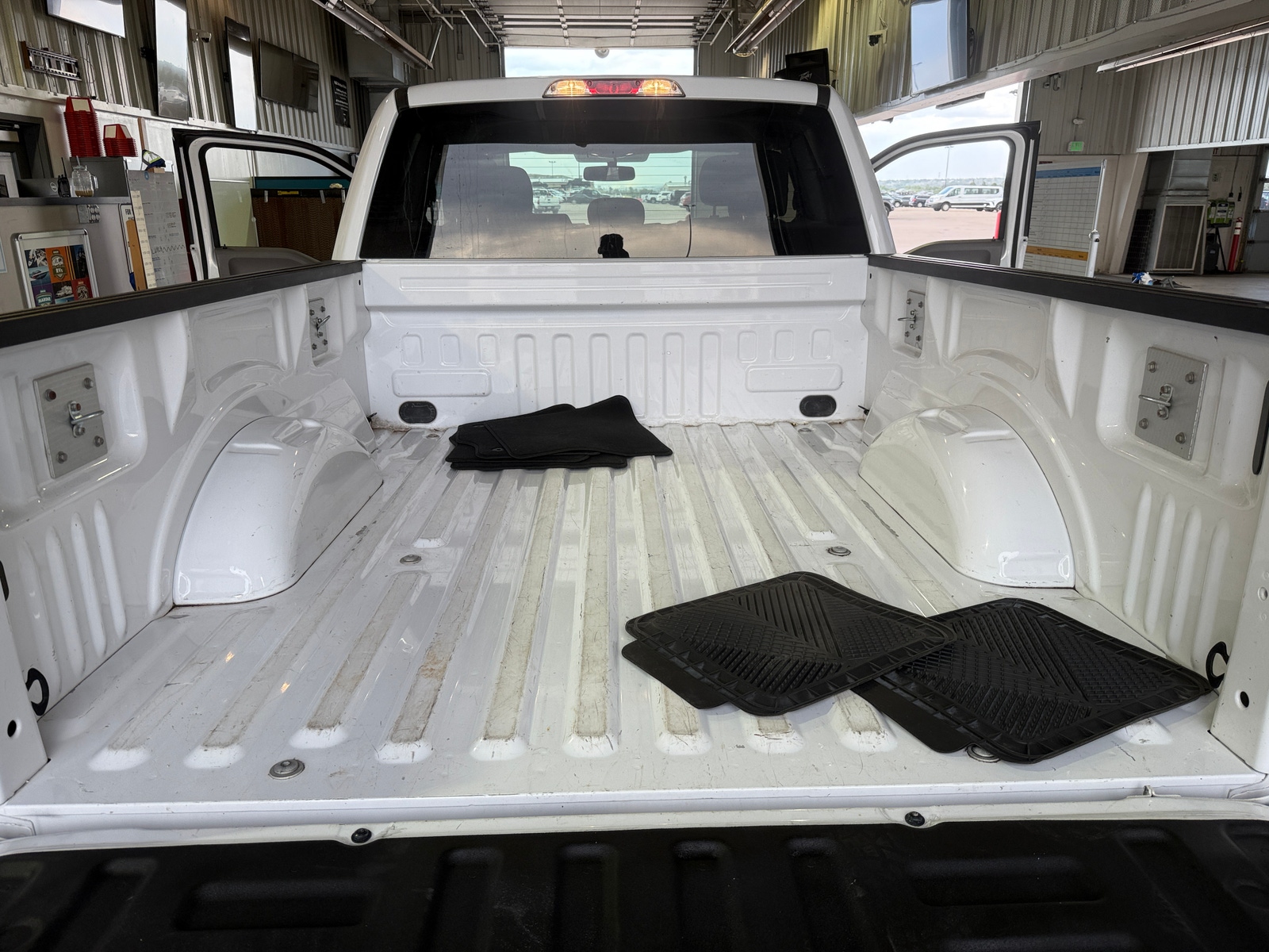 Thumbnail: 2018 Ford Econoline - 7