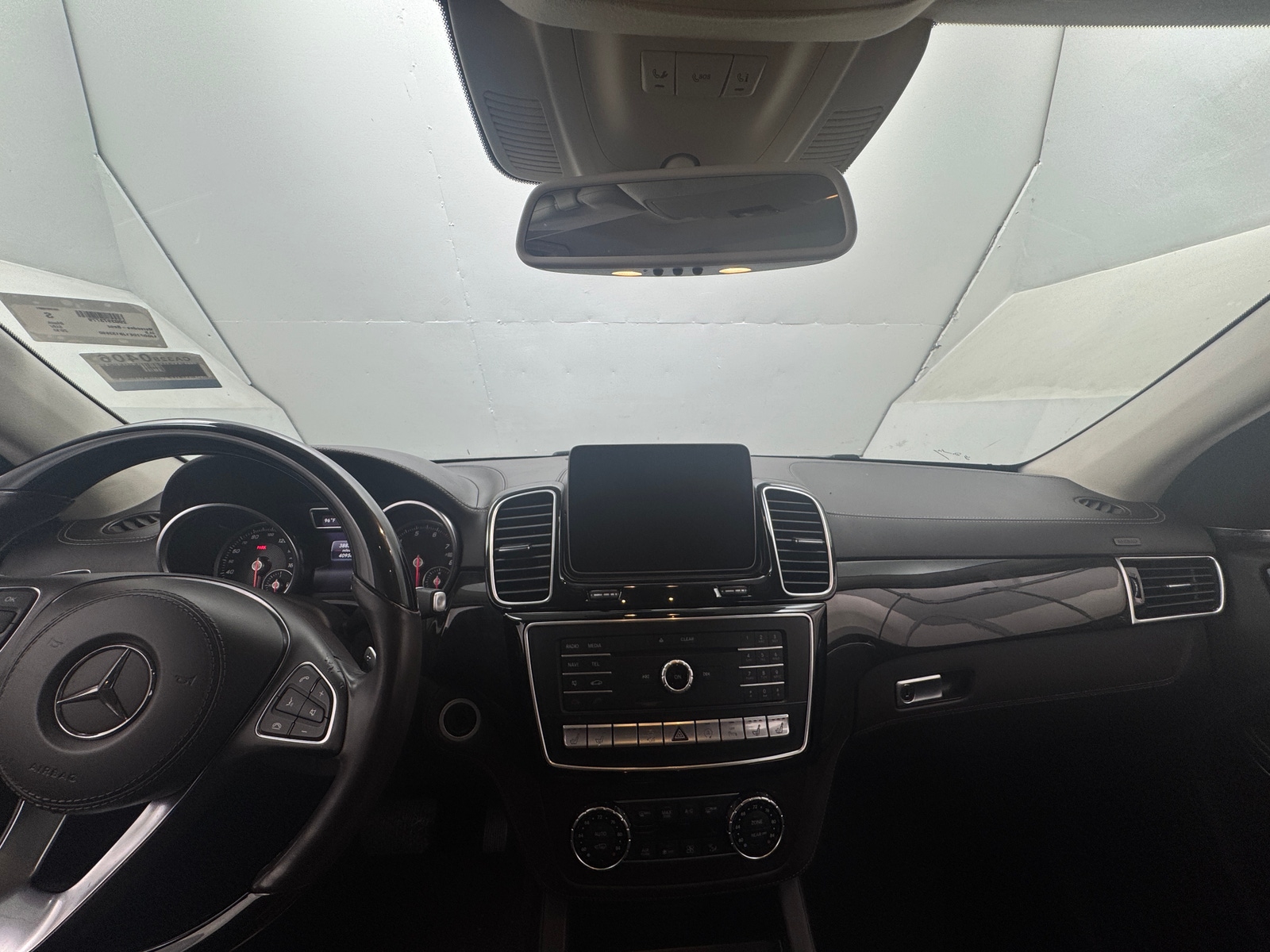 Thumbnail: 2018 Mercedes-Benz GLS - 2