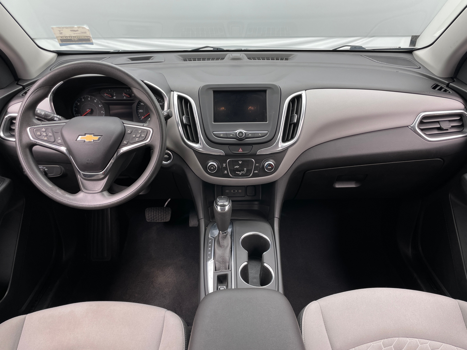 Thumbnail: 2020 Chevrolet Equinox - 3