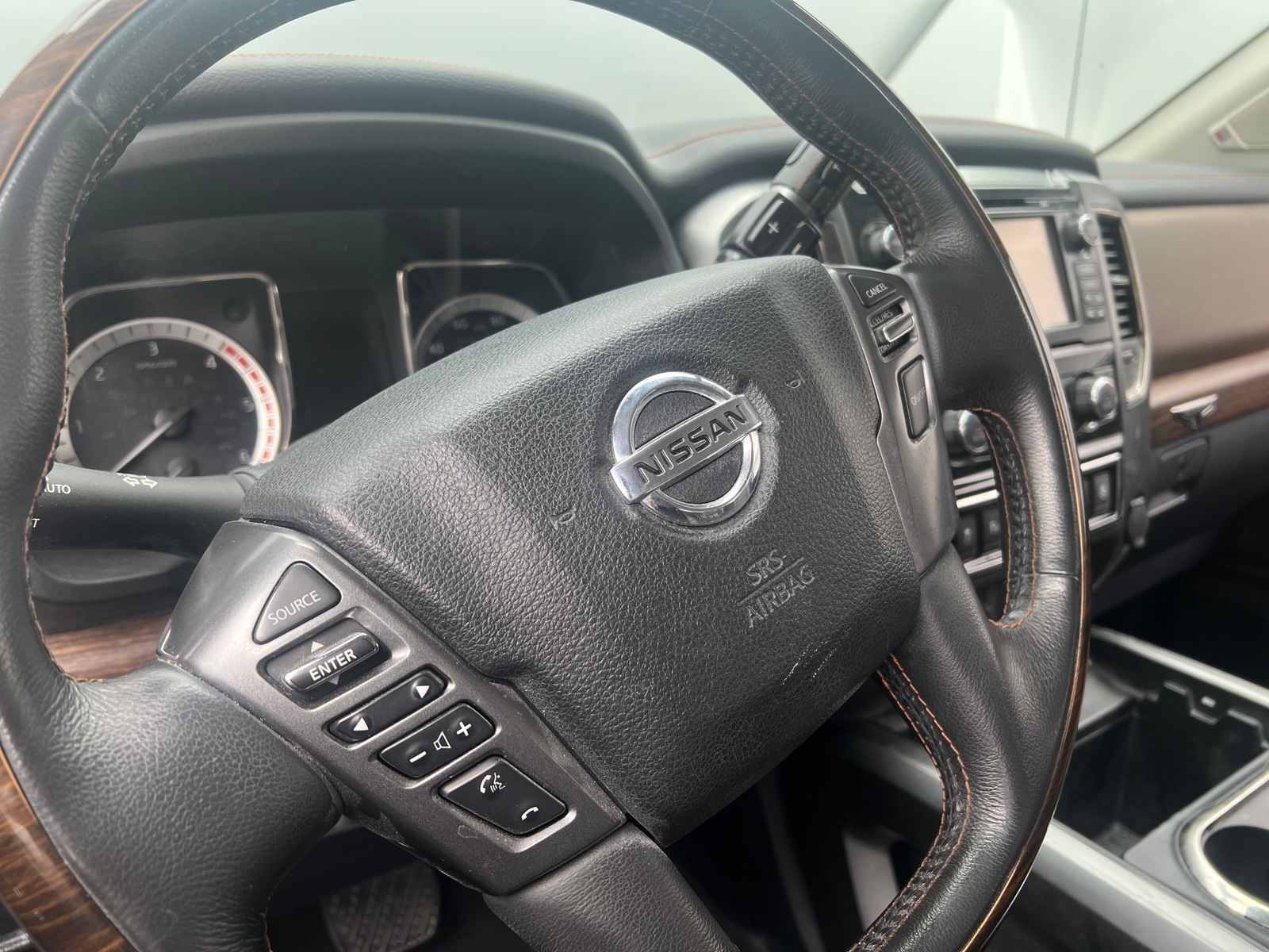 Thumbnail: 2017 Nissan Titan - 4
