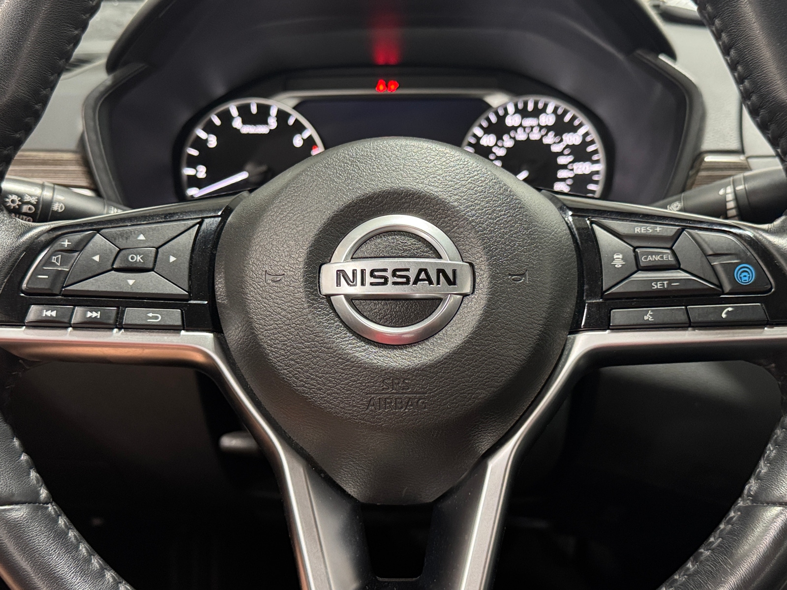 Thumbnail: 2019 Nissan Altima - 4