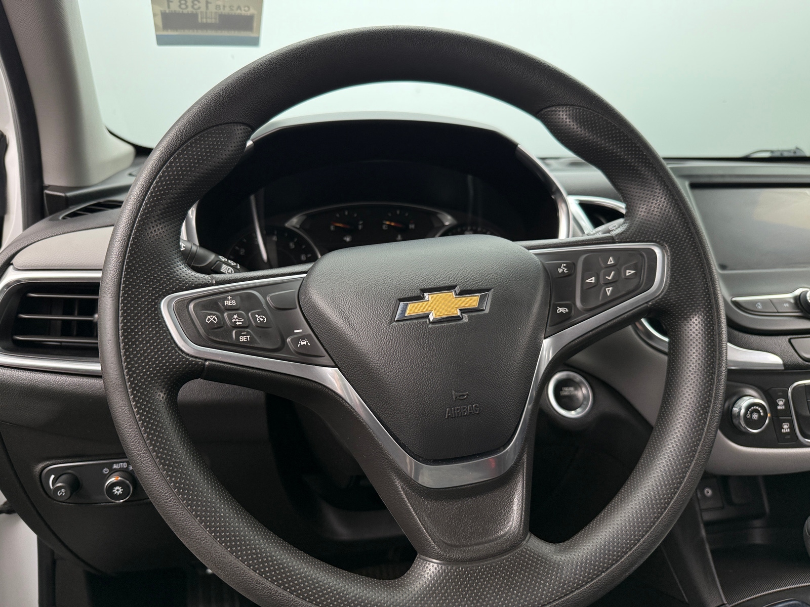 Thumbnail: 2022 Chevrolet Equinox - 5
