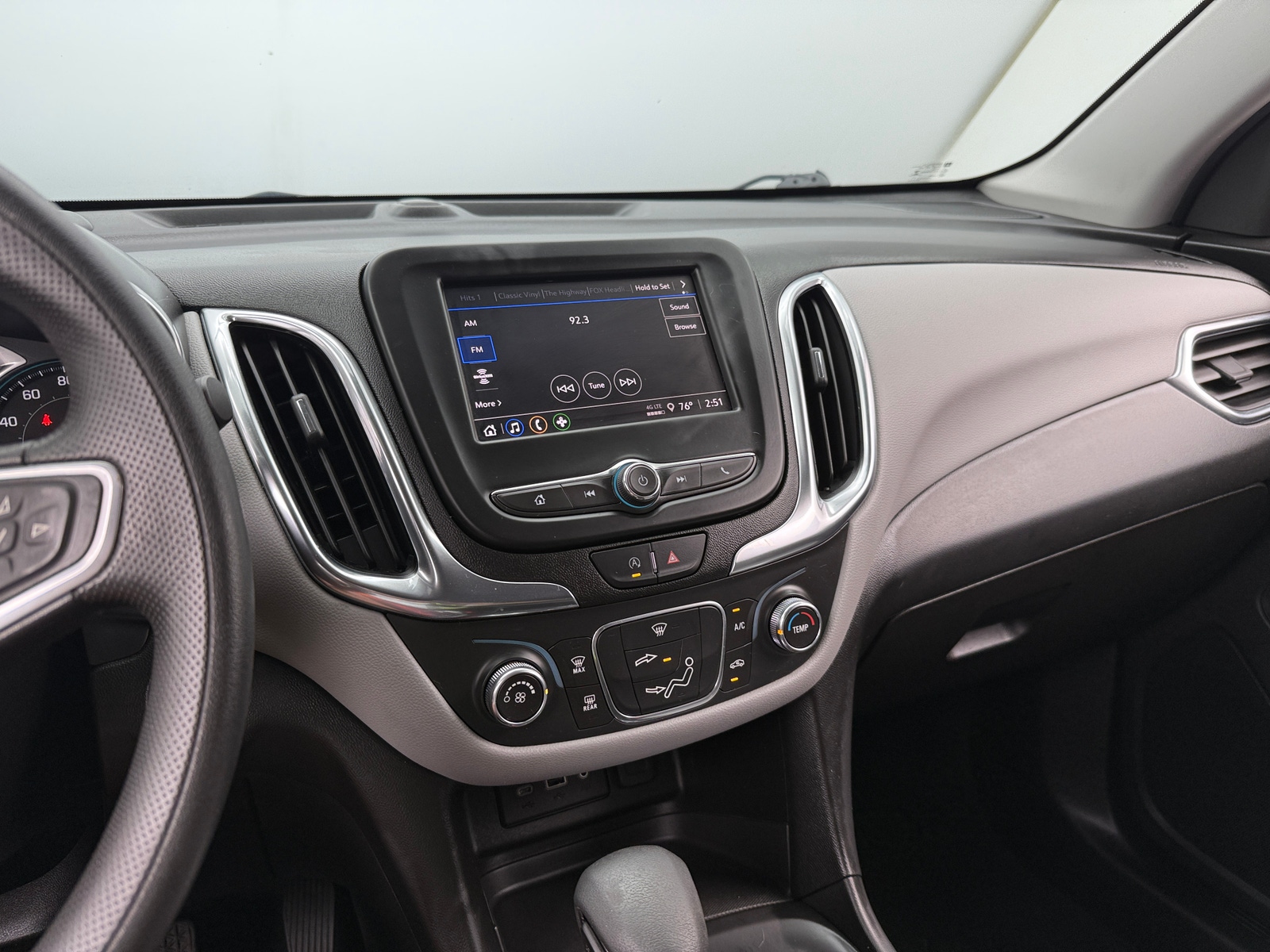 Thumbnail: 2022 Chevrolet Equinox - 4