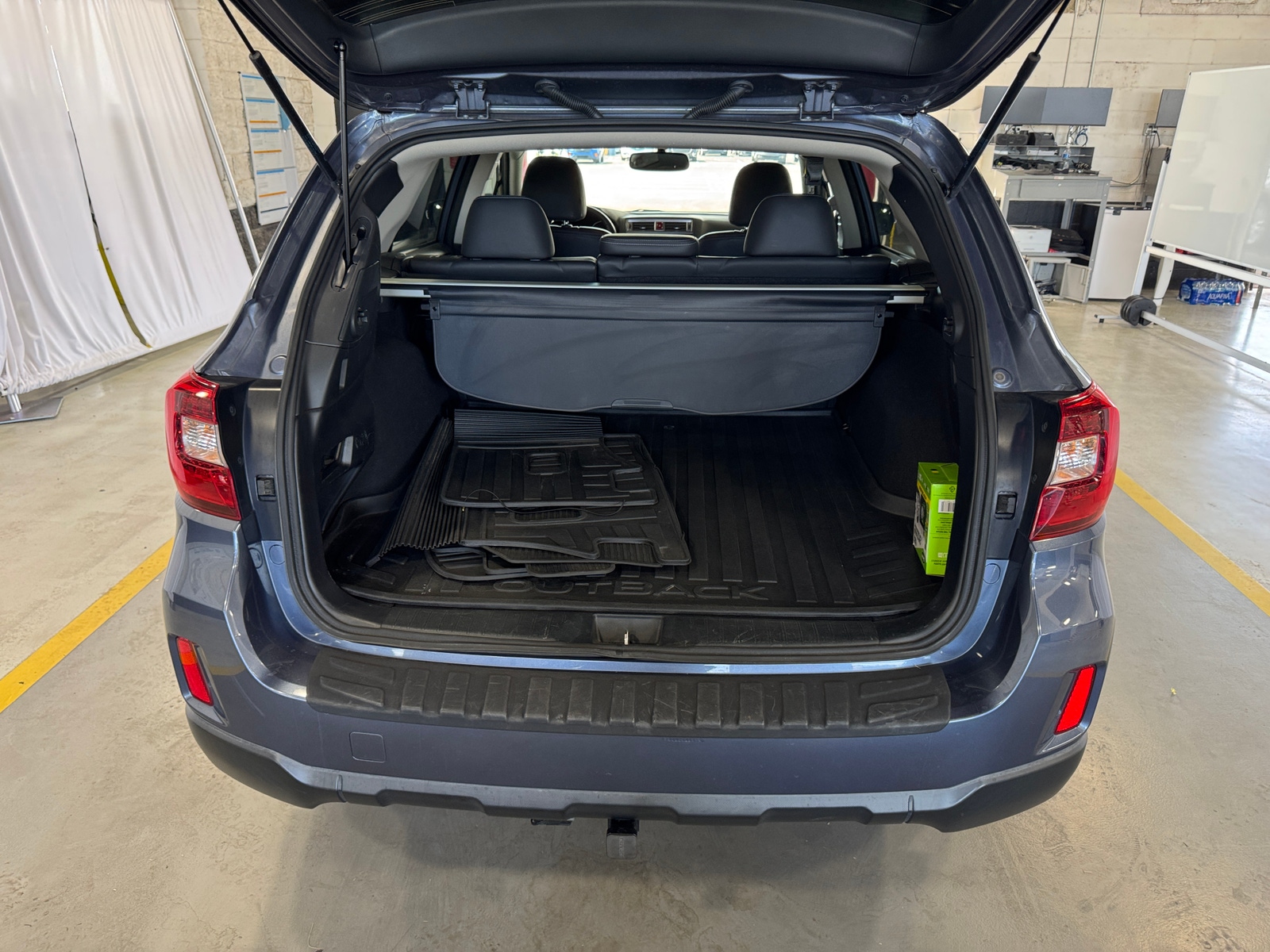 Thumbnail: 2016 Subaru Outback - 6