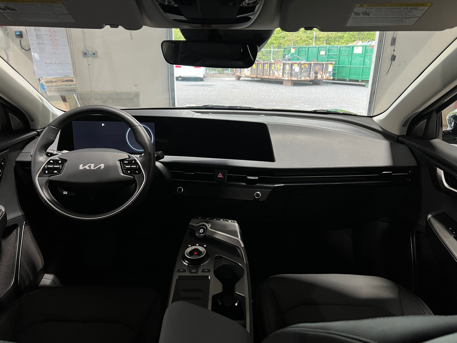 Thumbnail: 2024 Kia EV6 - 2
