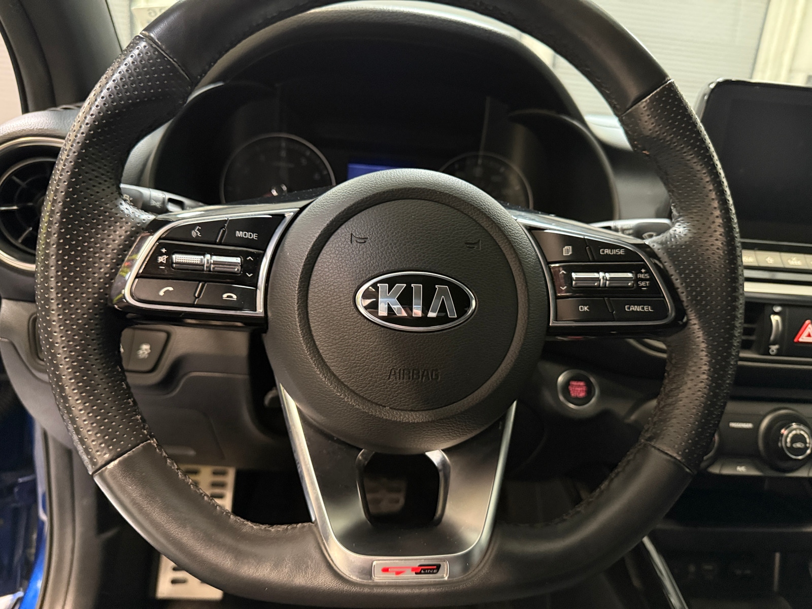 Thumbnail: 2020 Kia Forte - 4