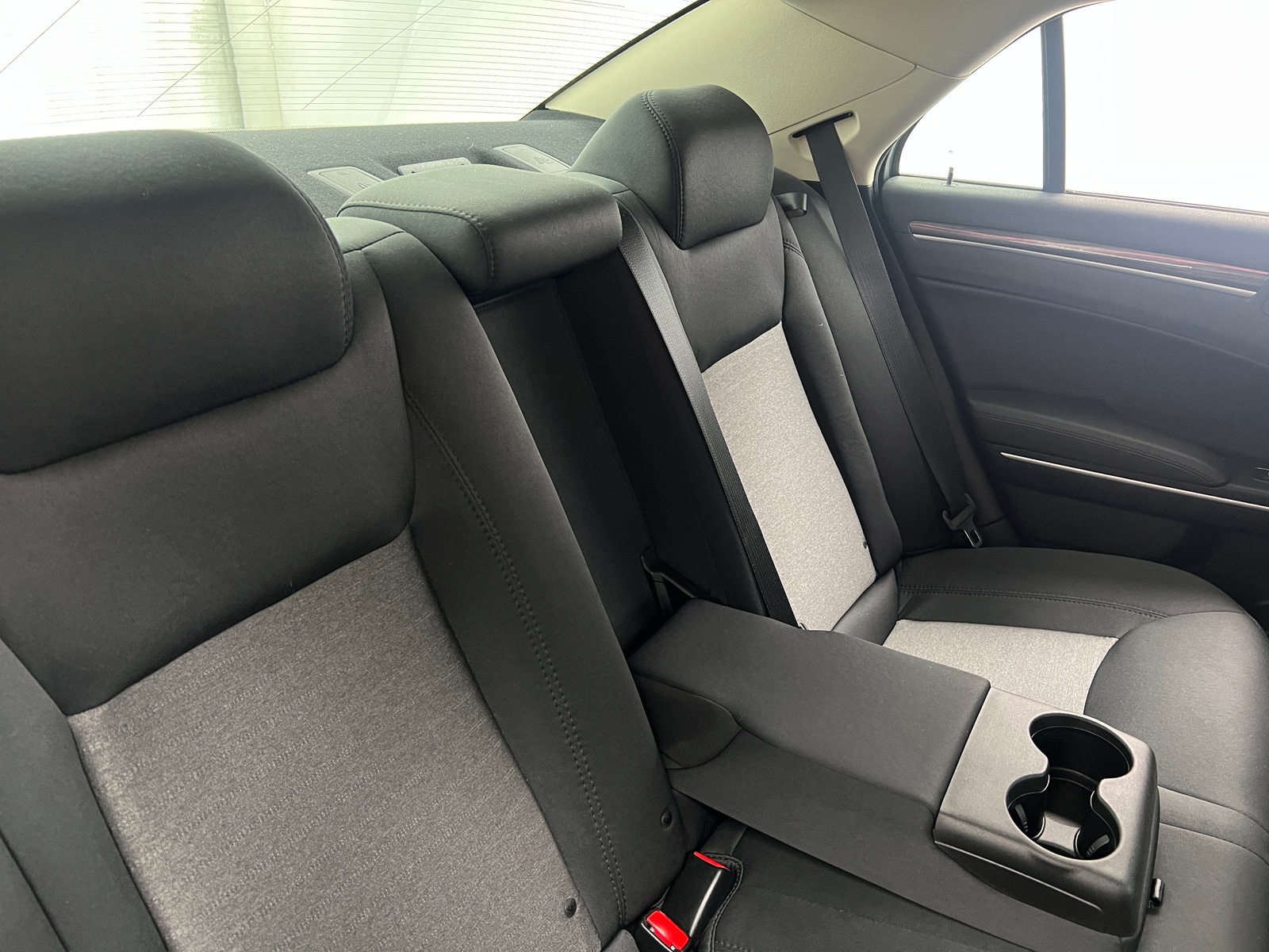 Thumbnail: 2019 Chrysler 300 - 6