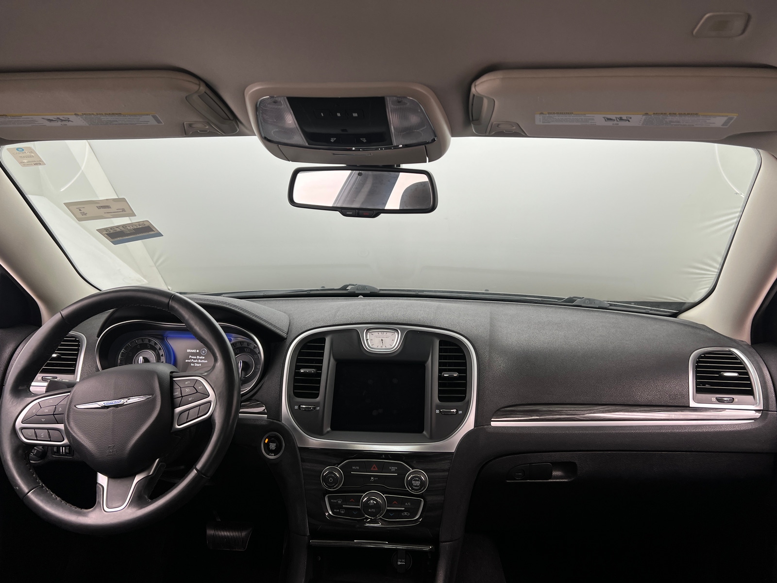 Thumbnail: 2019 Chrysler 300 - 3