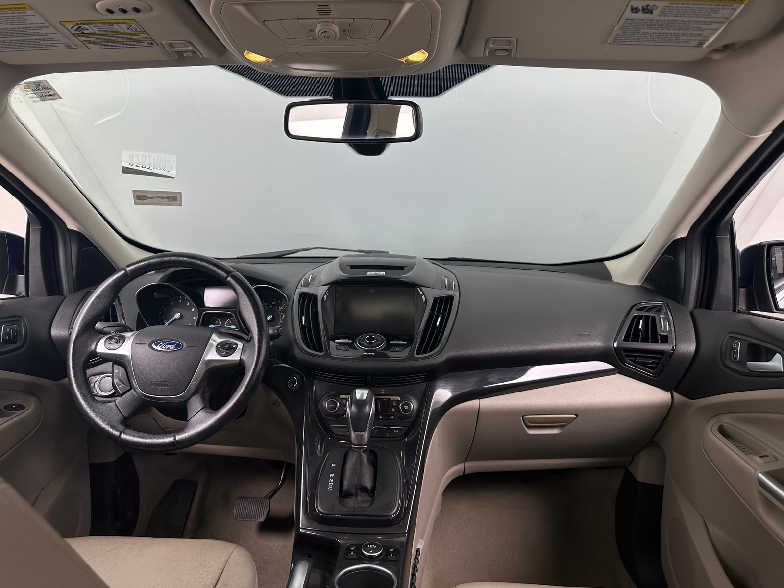 Thumbnail: 2015 Ford Escape - 3