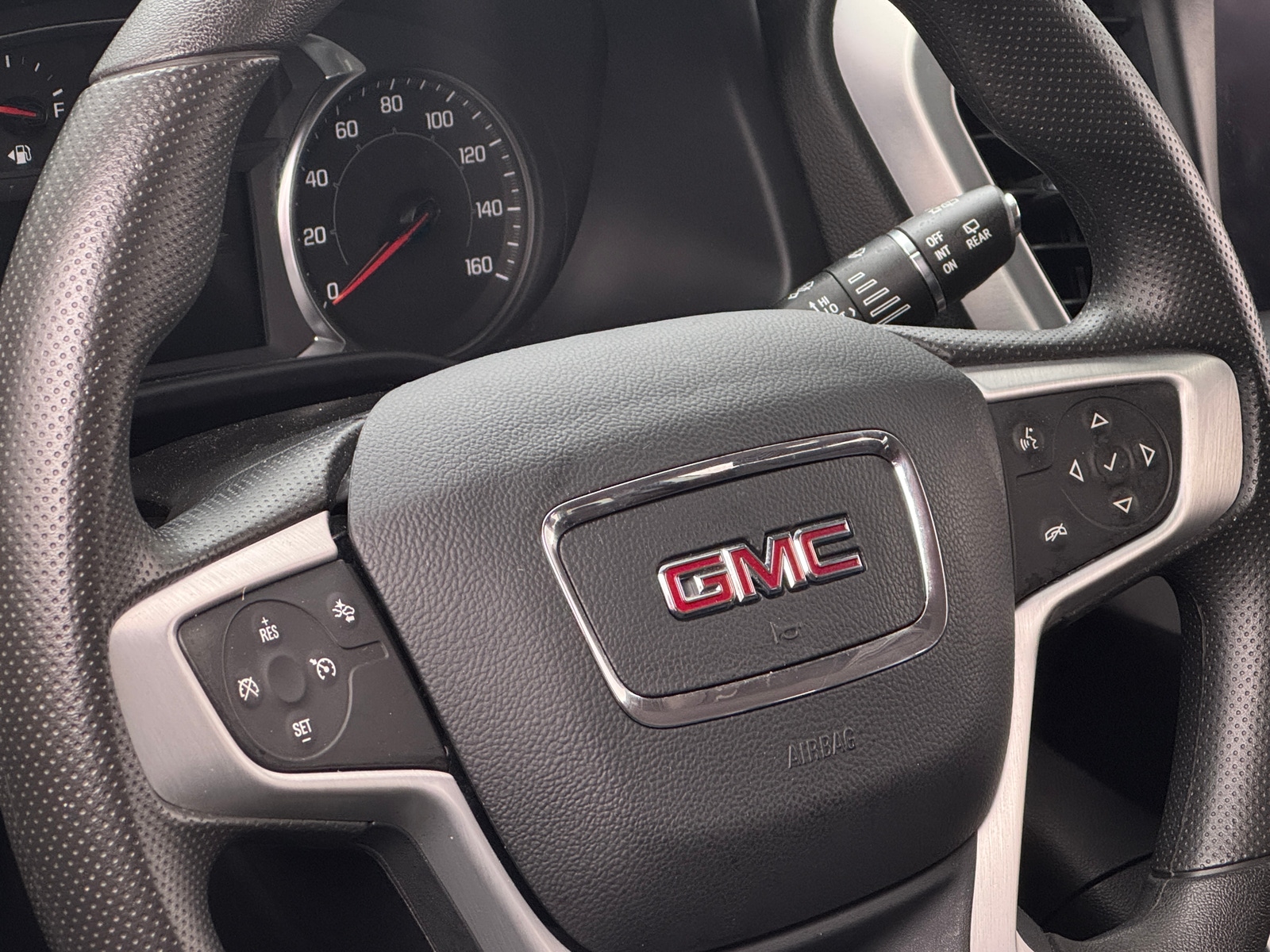 Thumbnail: 2023 GMC Acadia - 5