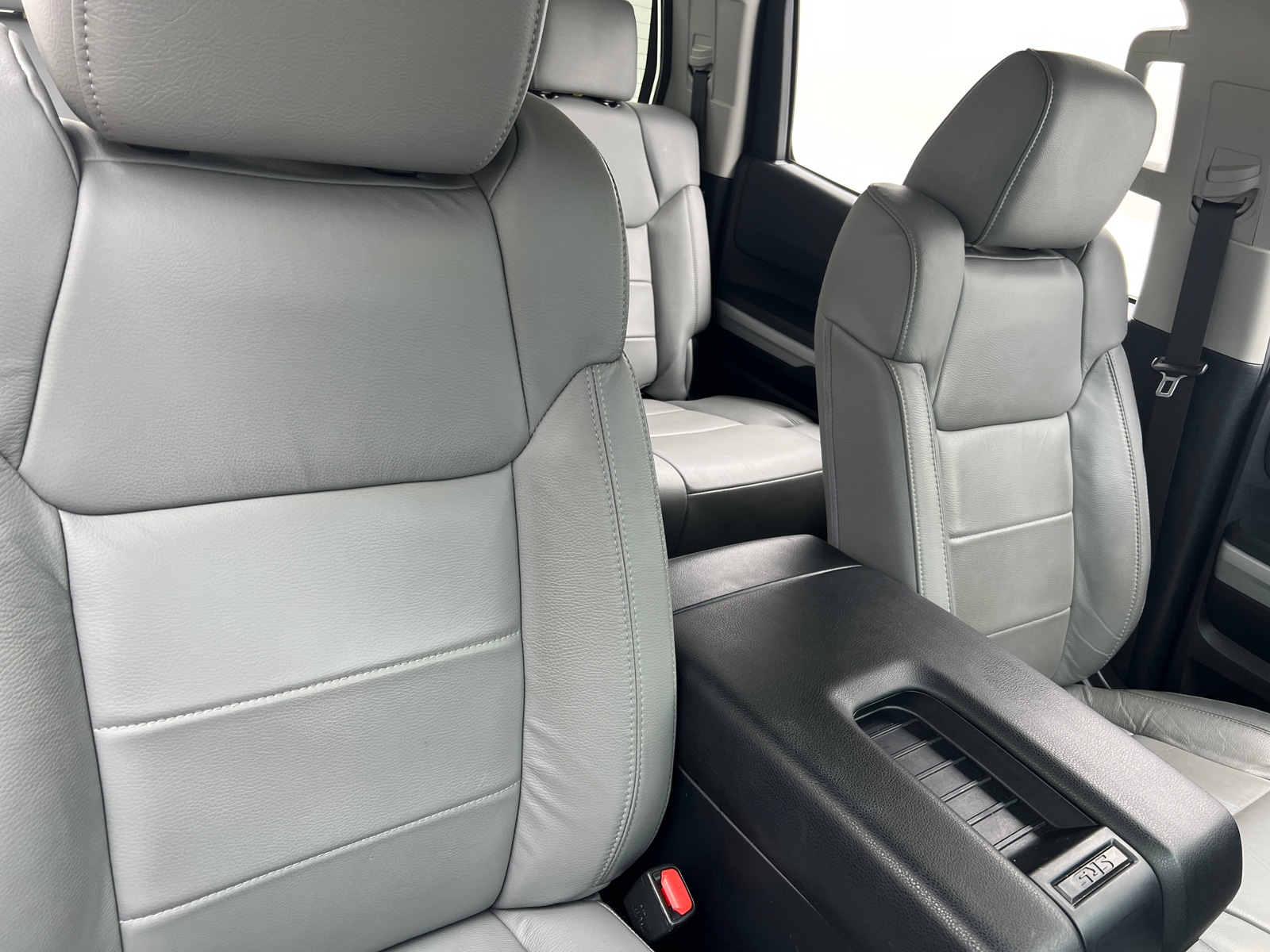 Thumbnail: 2020 Toyota Tundra - 2