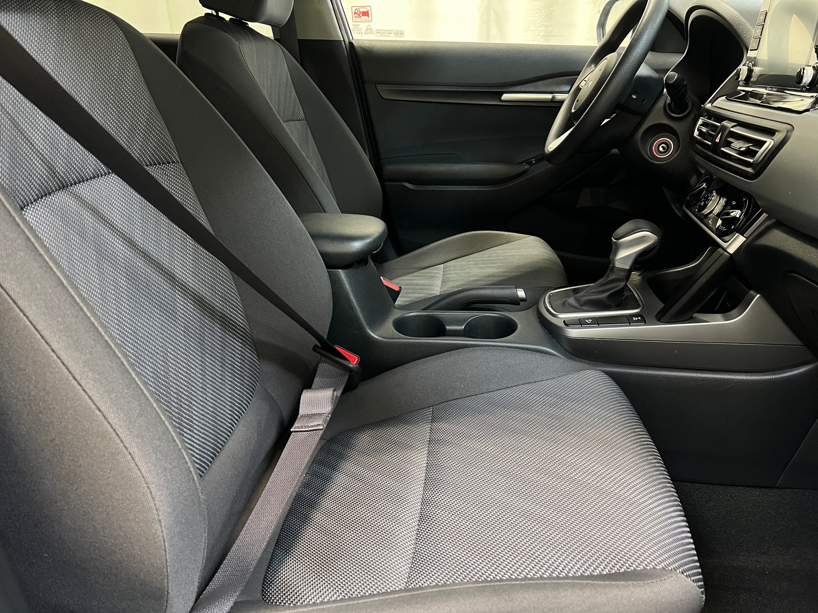 Thumbnail: 2022 Kia Seltos - 2