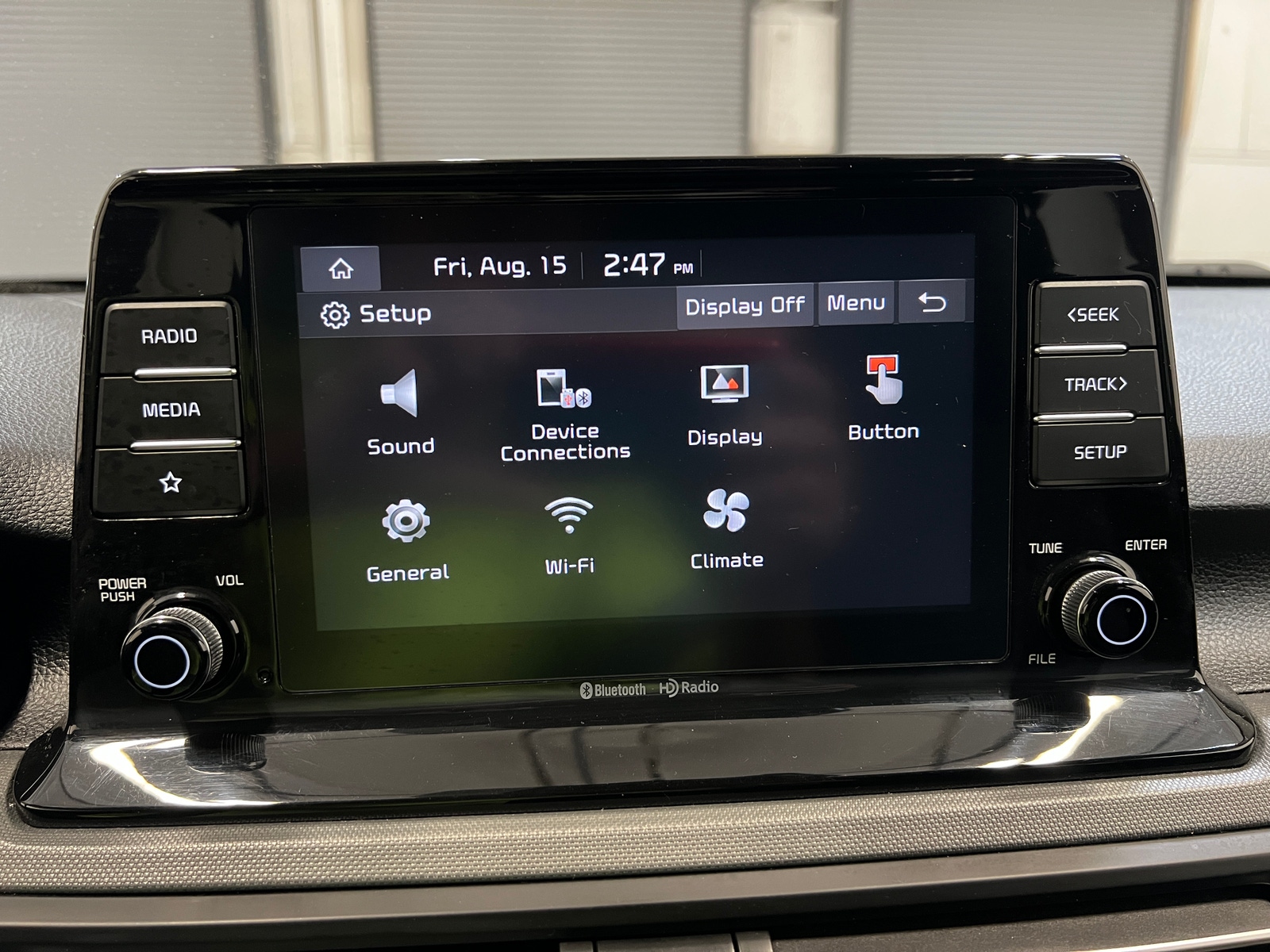 Thumbnail: 2022 Kia Seltos - 4