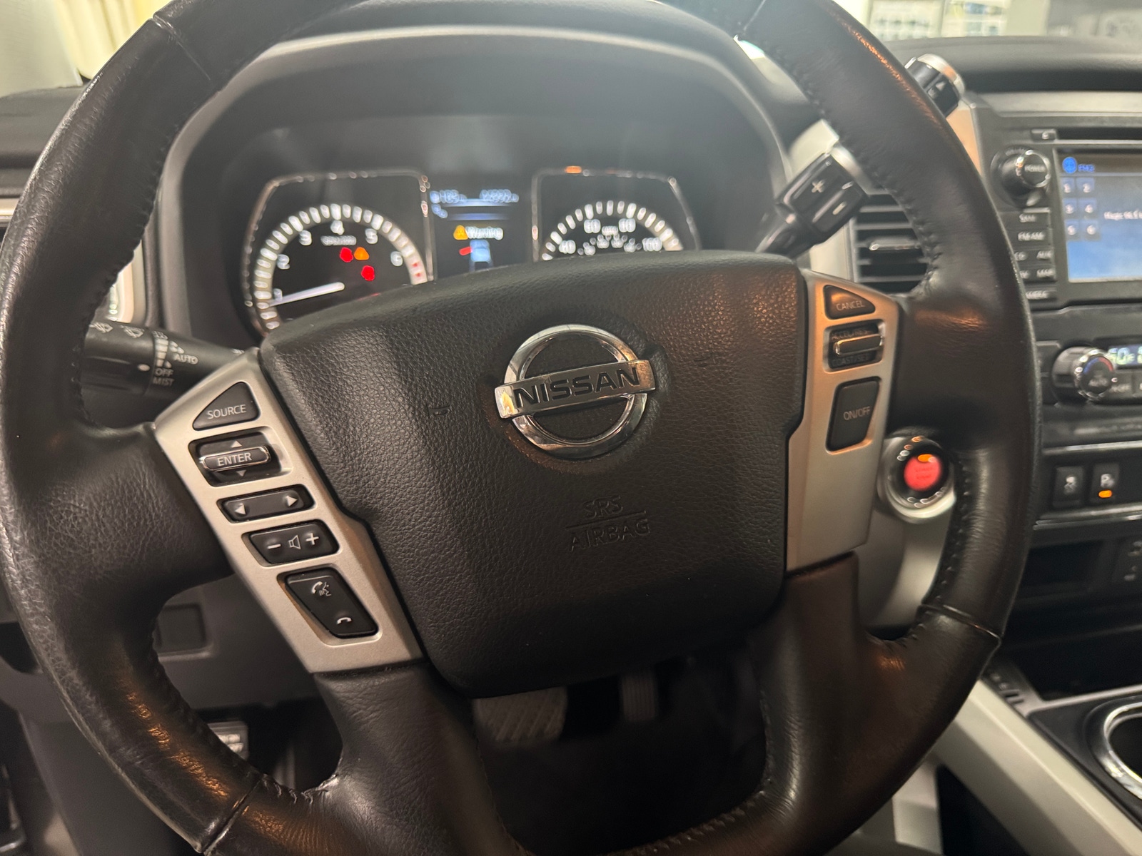 Thumbnail: 2018 Nissan Titan - 5