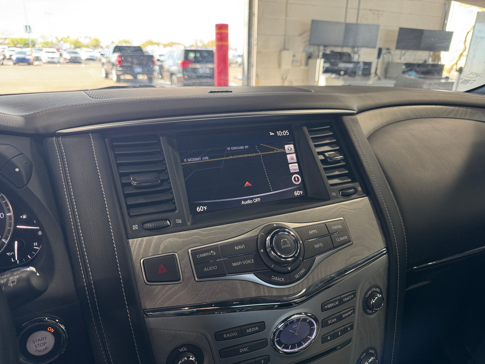 Thumbnail: 2019 INFINITI QX80 - 3