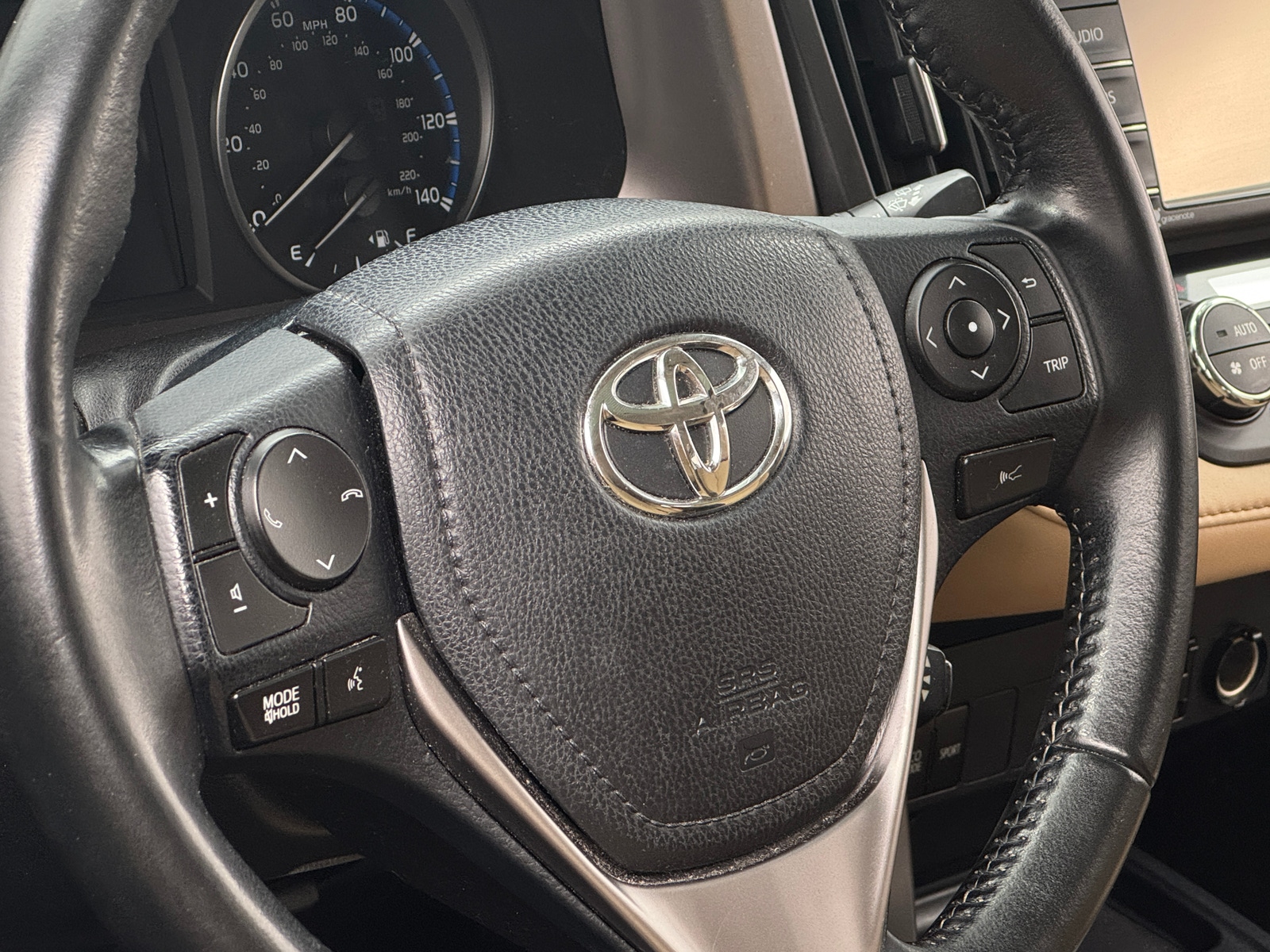 Thumbnail: 2018 Toyota RAV4 - 5