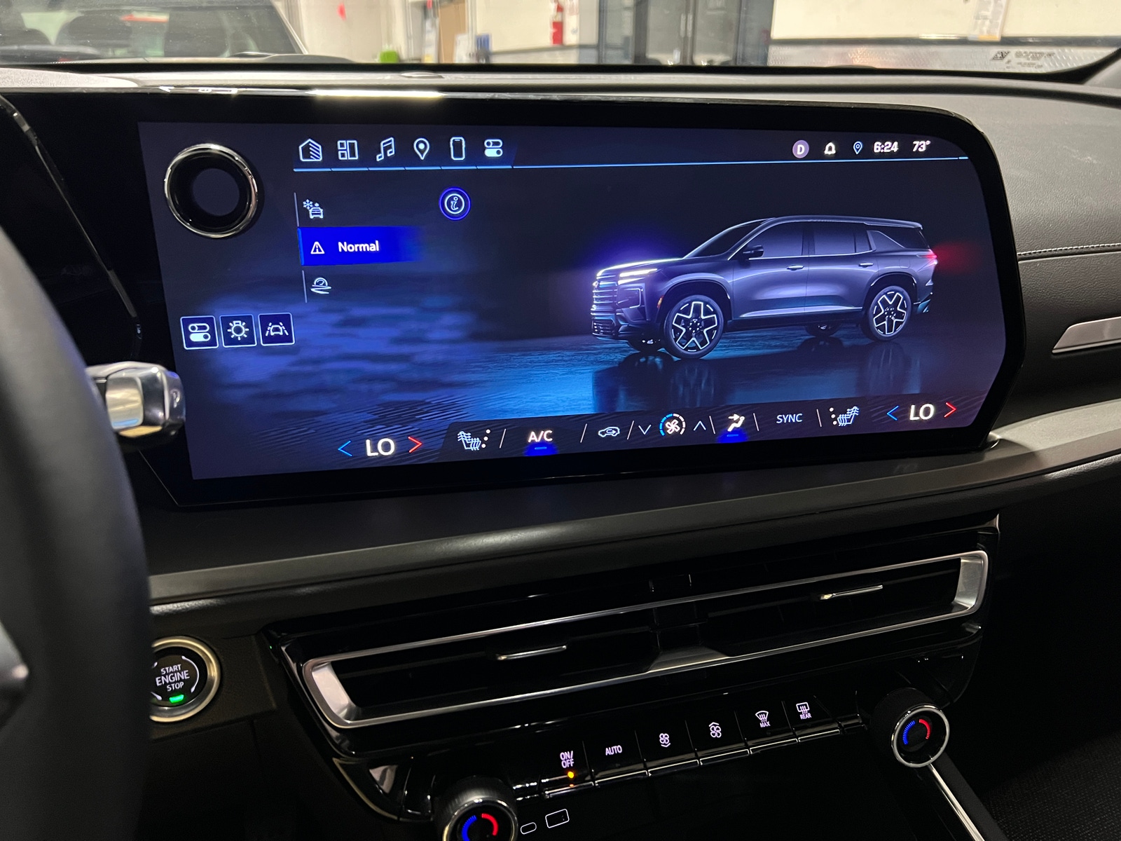 Thumbnail: 2024 Chevrolet Traverse - 4