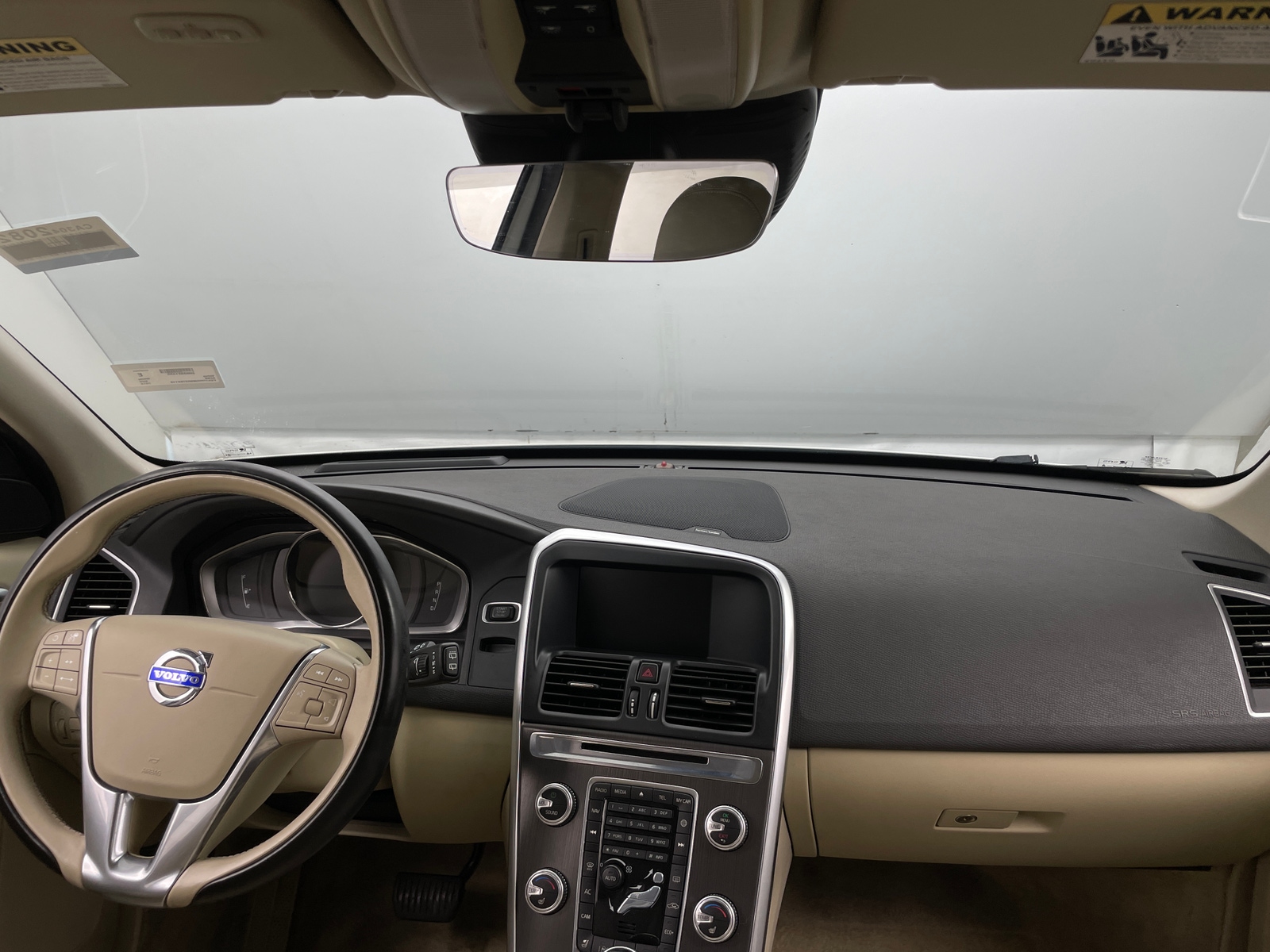 Thumbnail: 2016 Volvo XC60 - 2