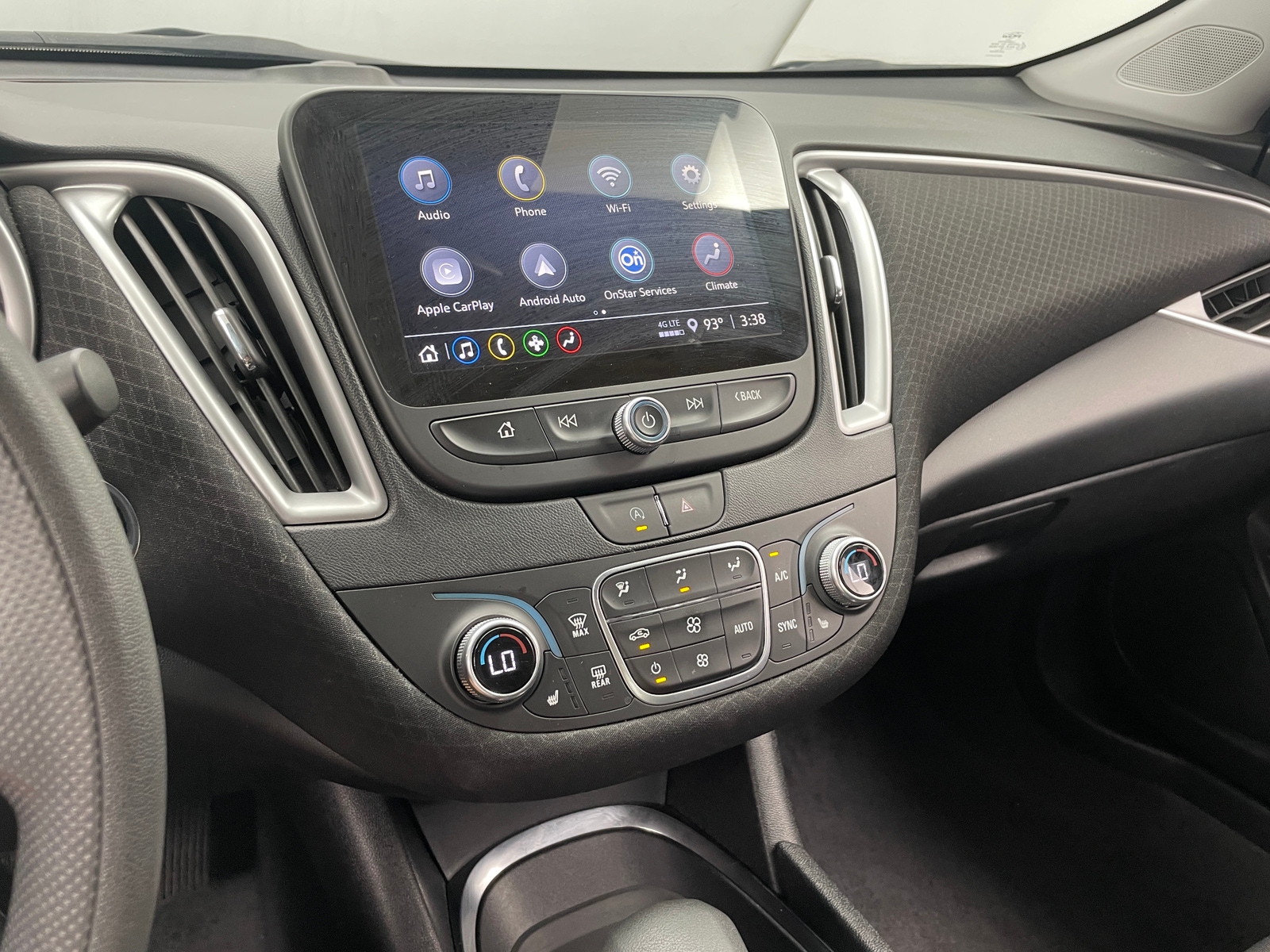 Thumbnail: 2024 Chevrolet Malibu - 4