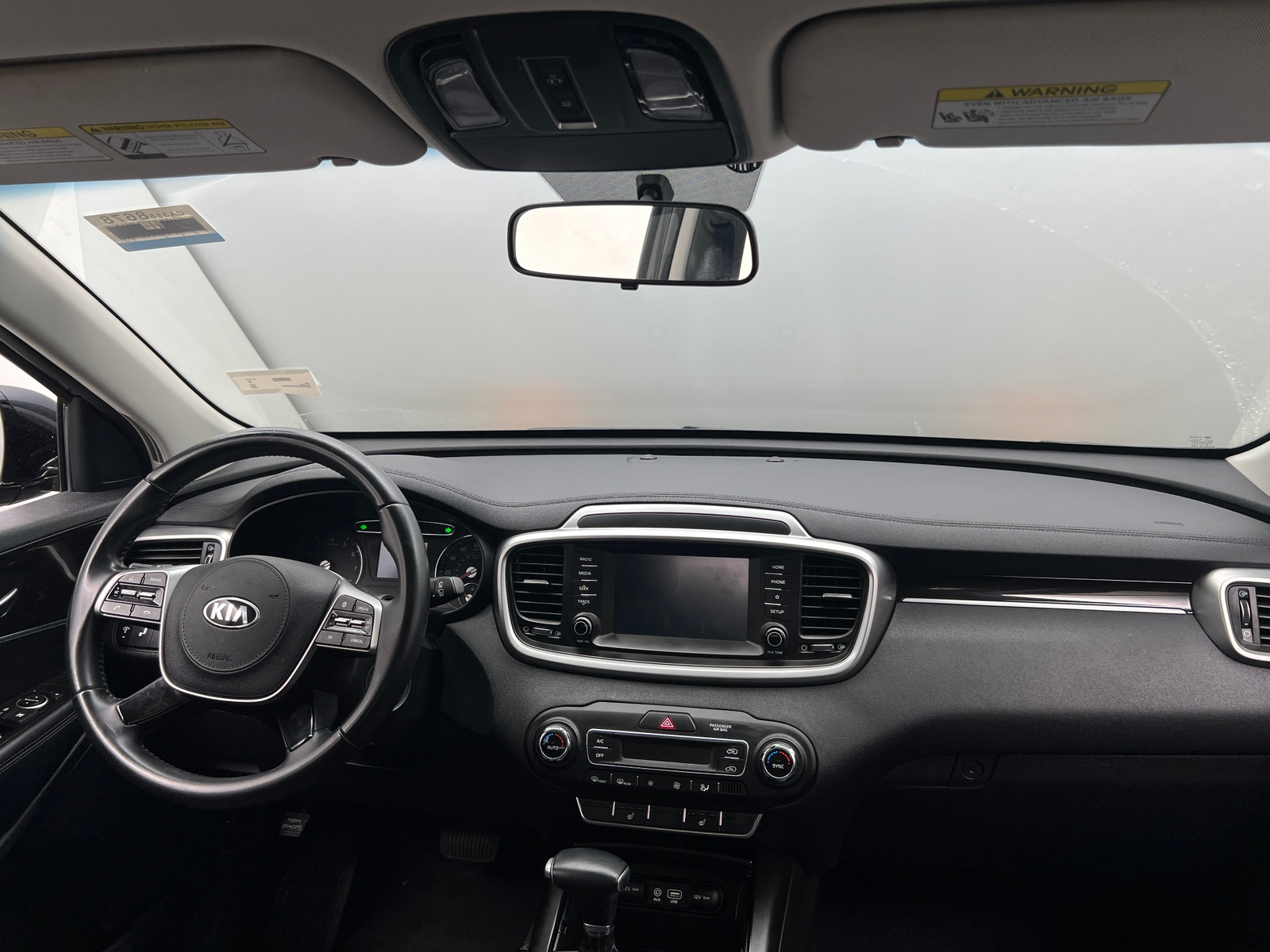 Thumbnail: 2020 Kia Sorento - 3
