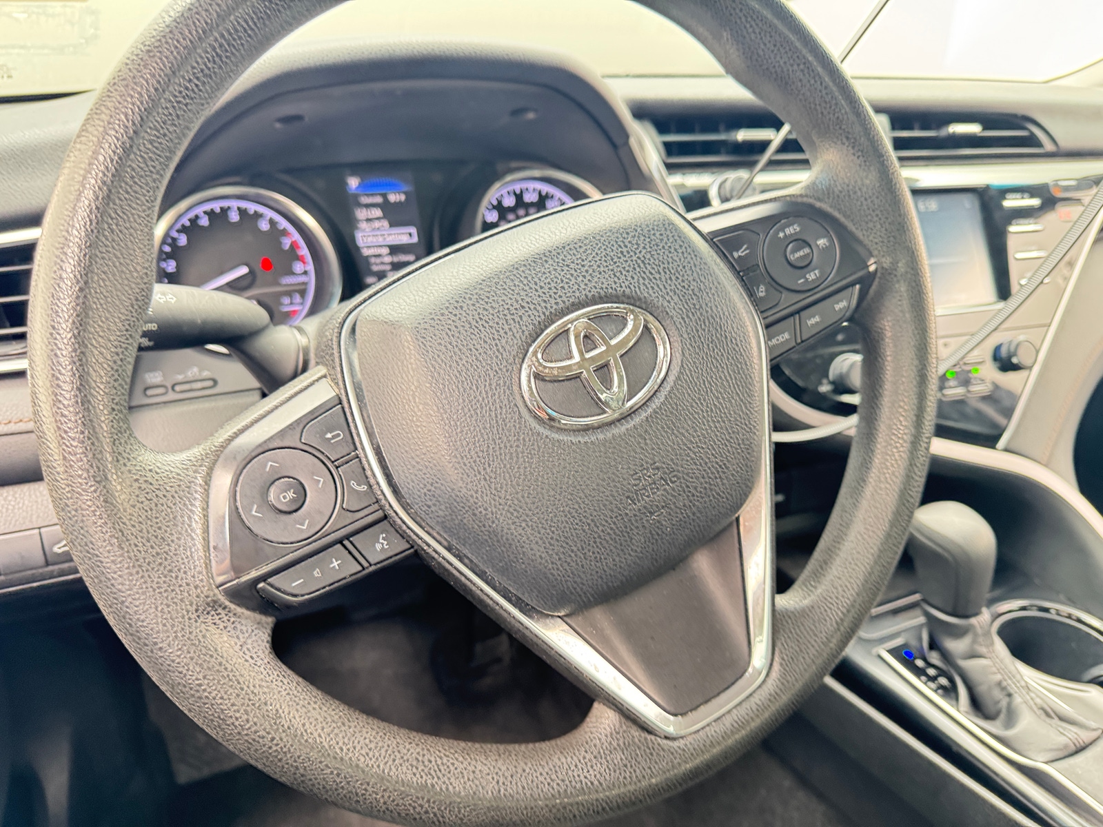 Thumbnail: 2018 Toyota Camry - 5