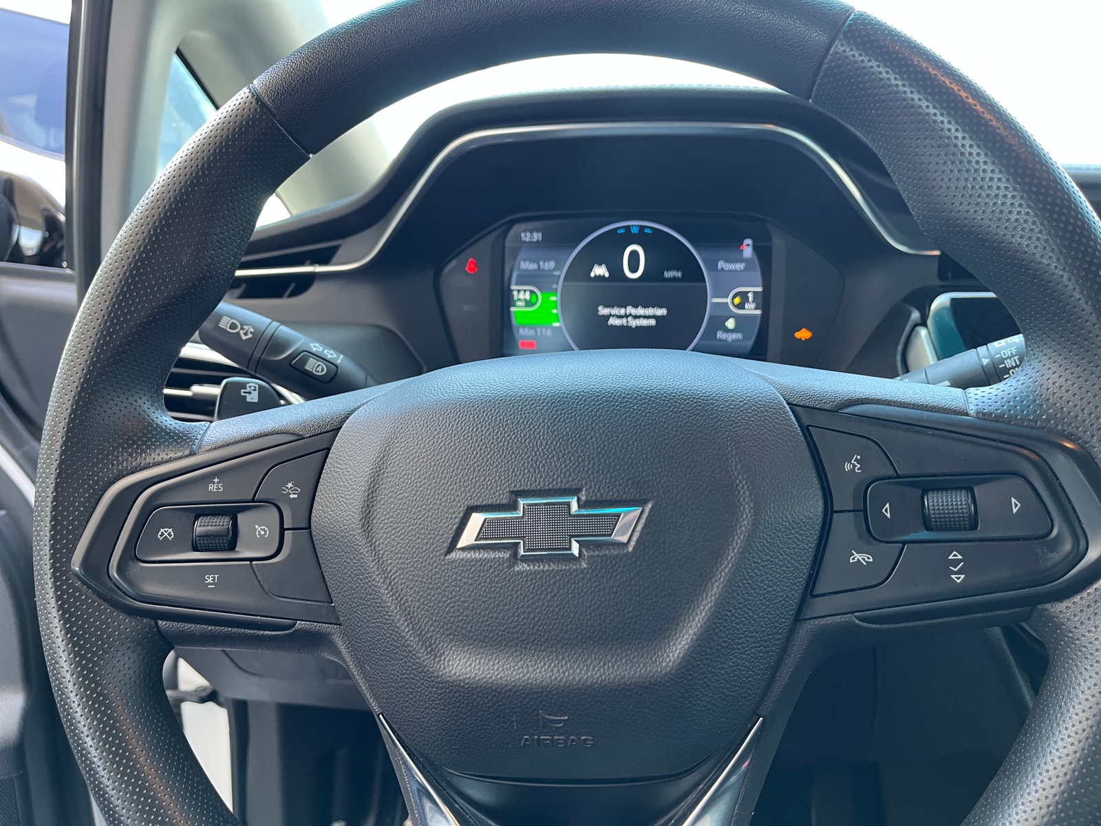 Thumbnail: 2023 Chevrolet Bolt EV - 5